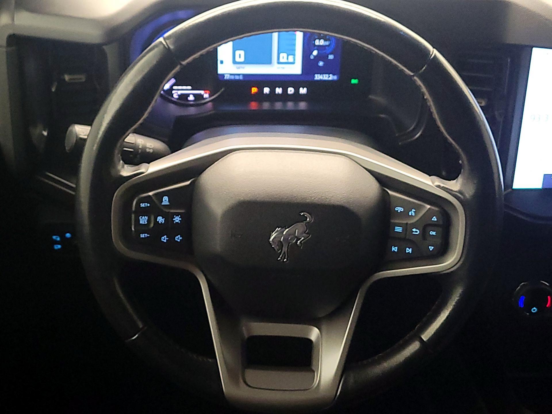 Thumbnail: 2021 Ford Bronco - 10