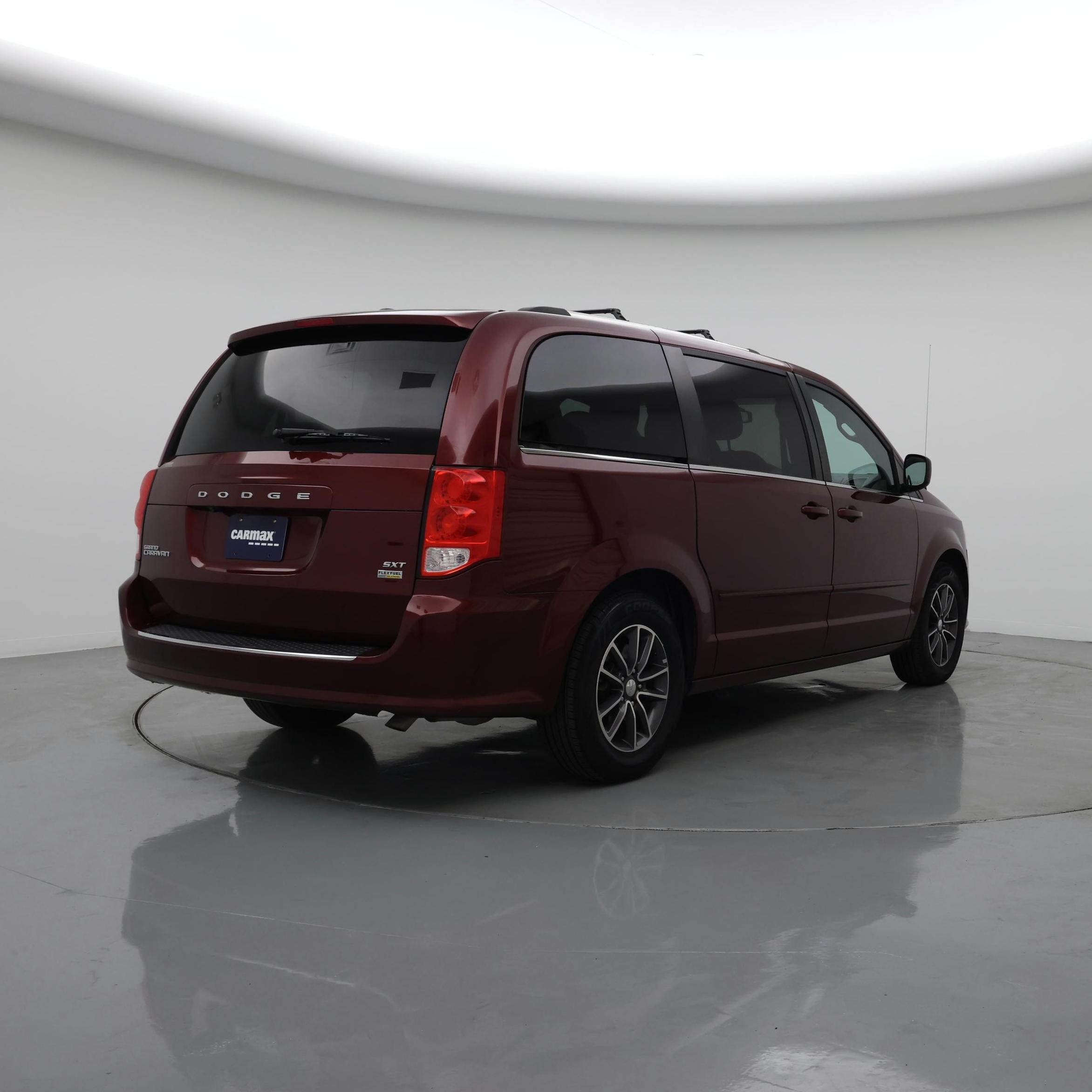 Thumbnail: 2017 Dodge Grand Caravan - 8