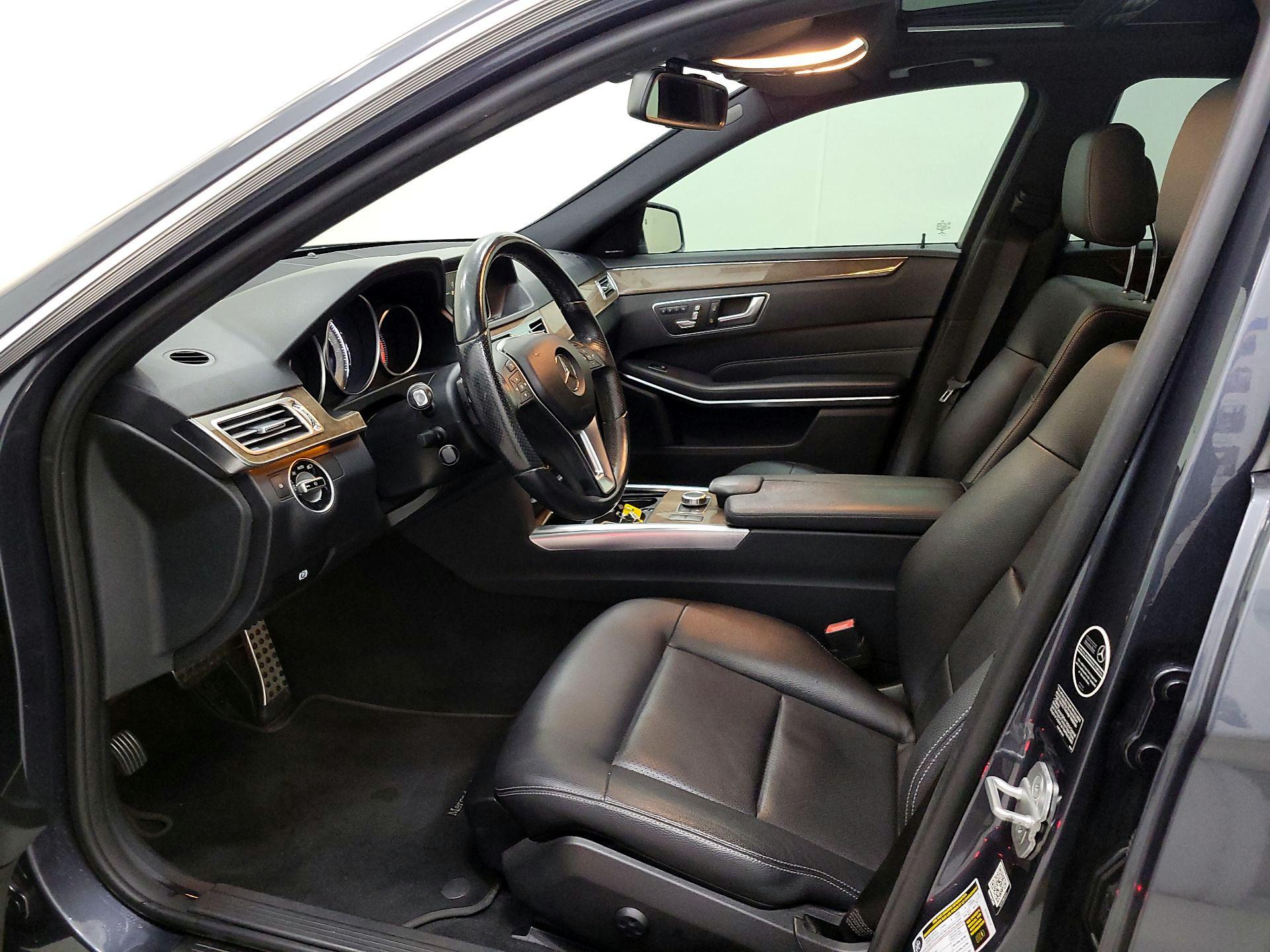 Thumbnail: 2016 Mercedes-Benz E-Class - 11