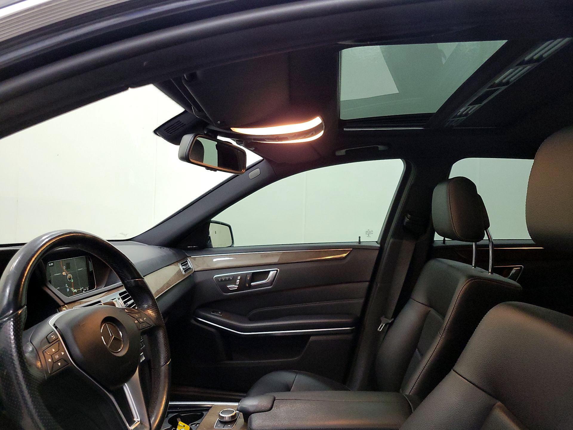 Thumbnail: 2016 Mercedes-Benz E-Class - 19