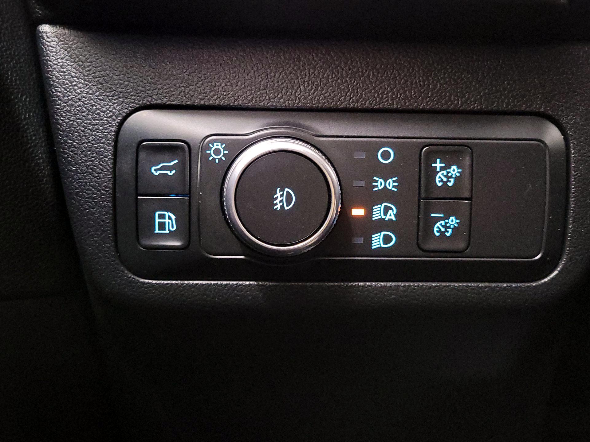 Thumbnail: 2021 Ford Escape - 13