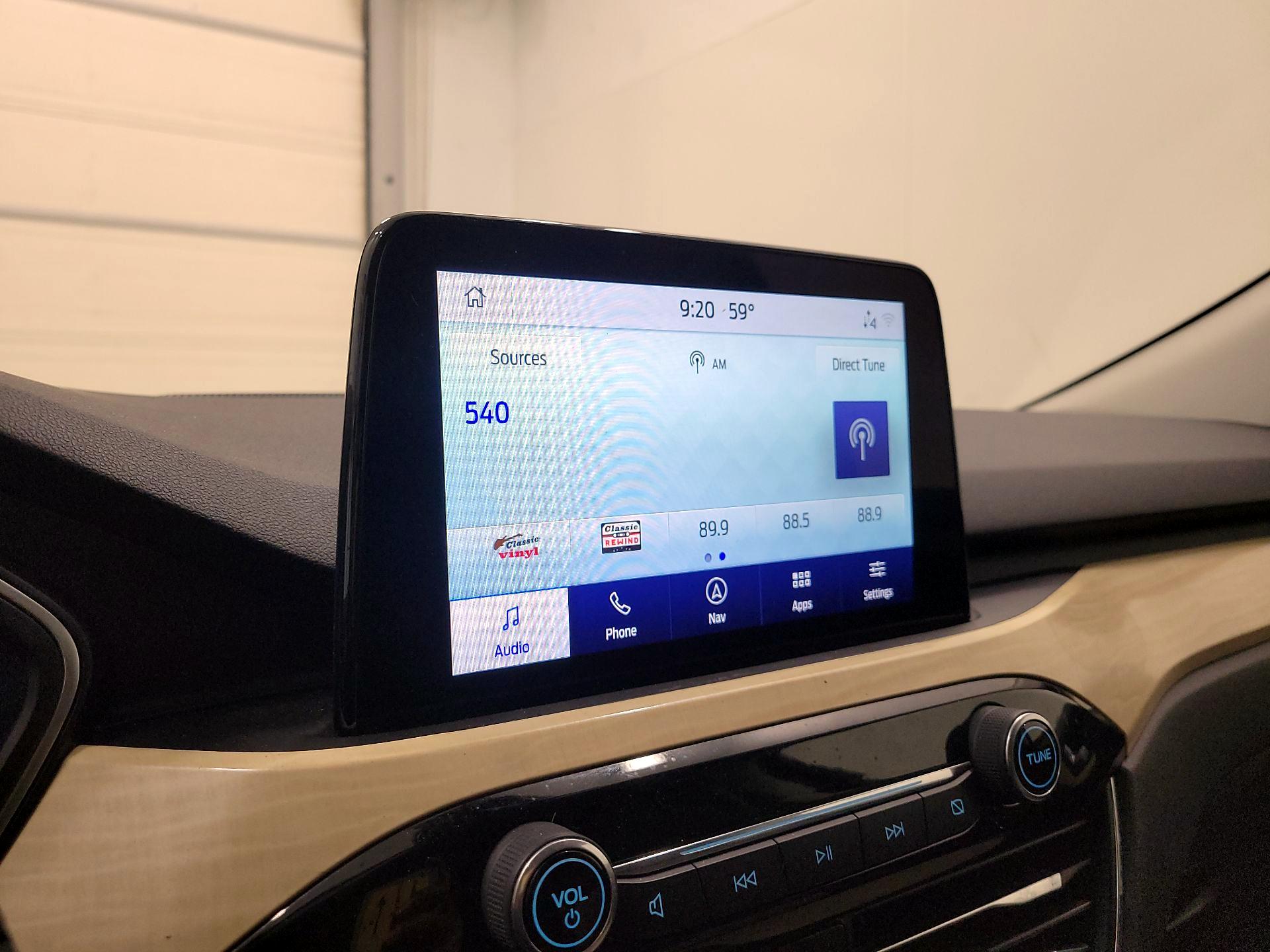 Thumbnail: 2021 Ford Escape - 16