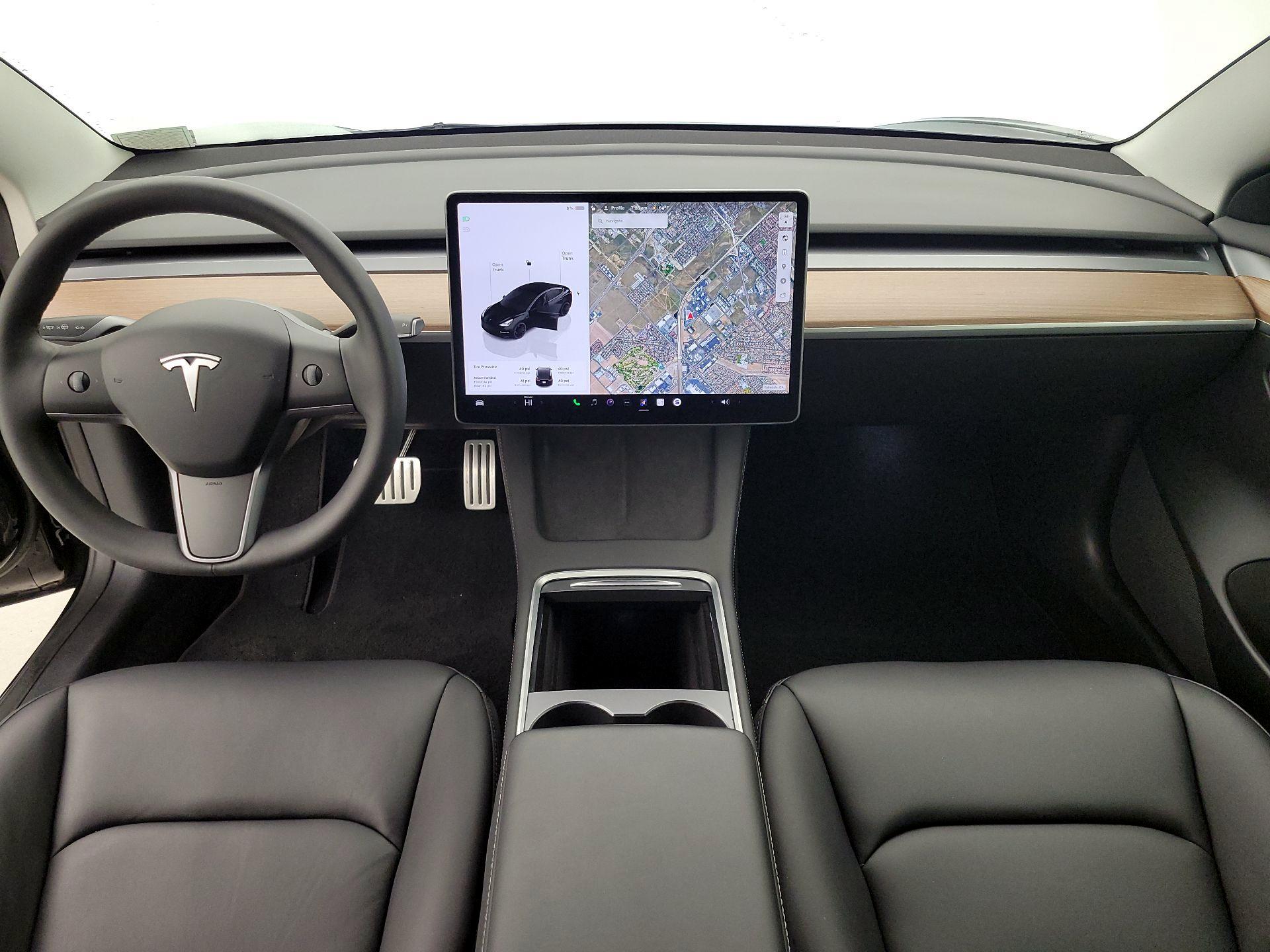 Thumbnail: 2022 Tesla Model 3 - 9