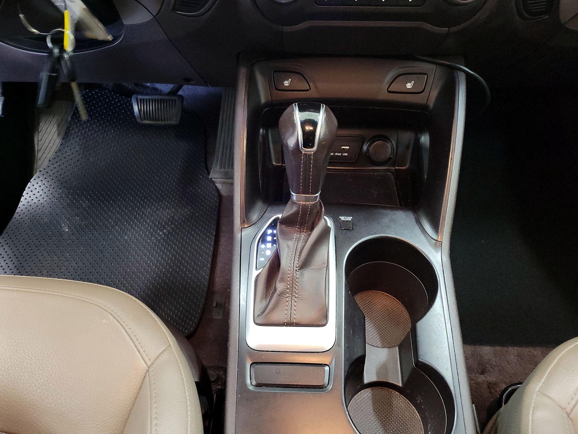 Thumbnail: 2015 Hyundai Tucson - 17