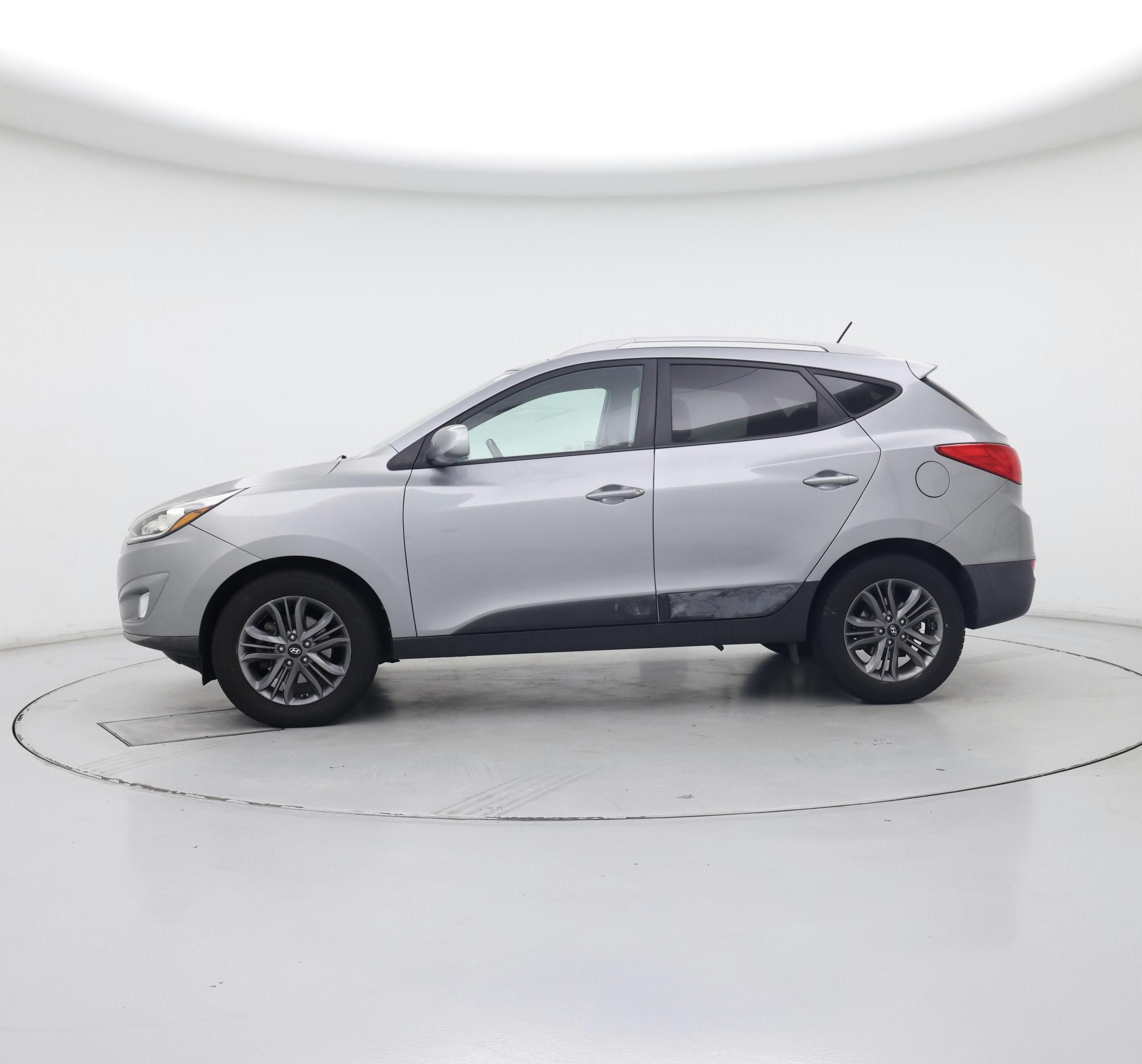 Thumbnail: 2015 Hyundai Tucson - 3
