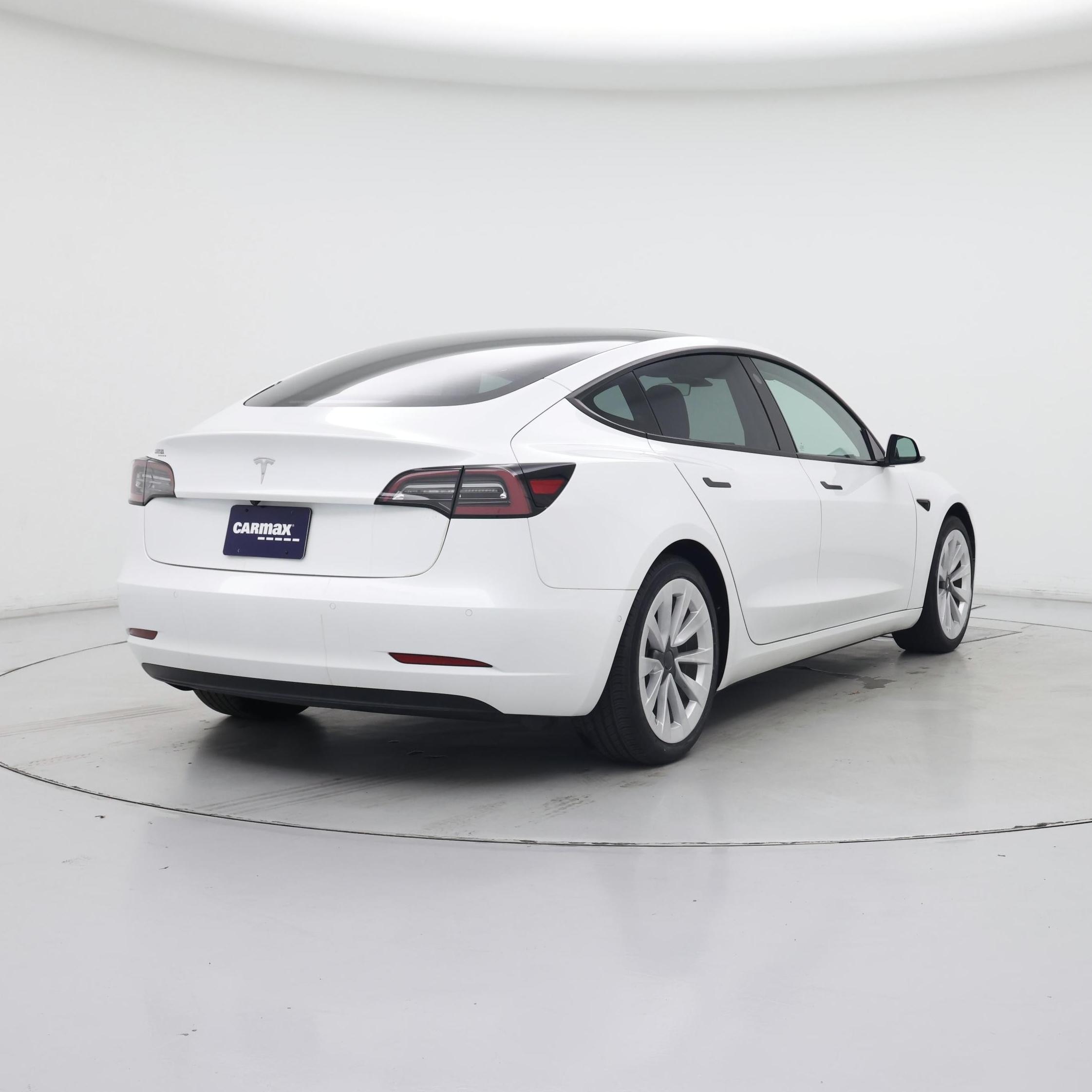 Thumbnail: 2021 Tesla Model 3 - 8