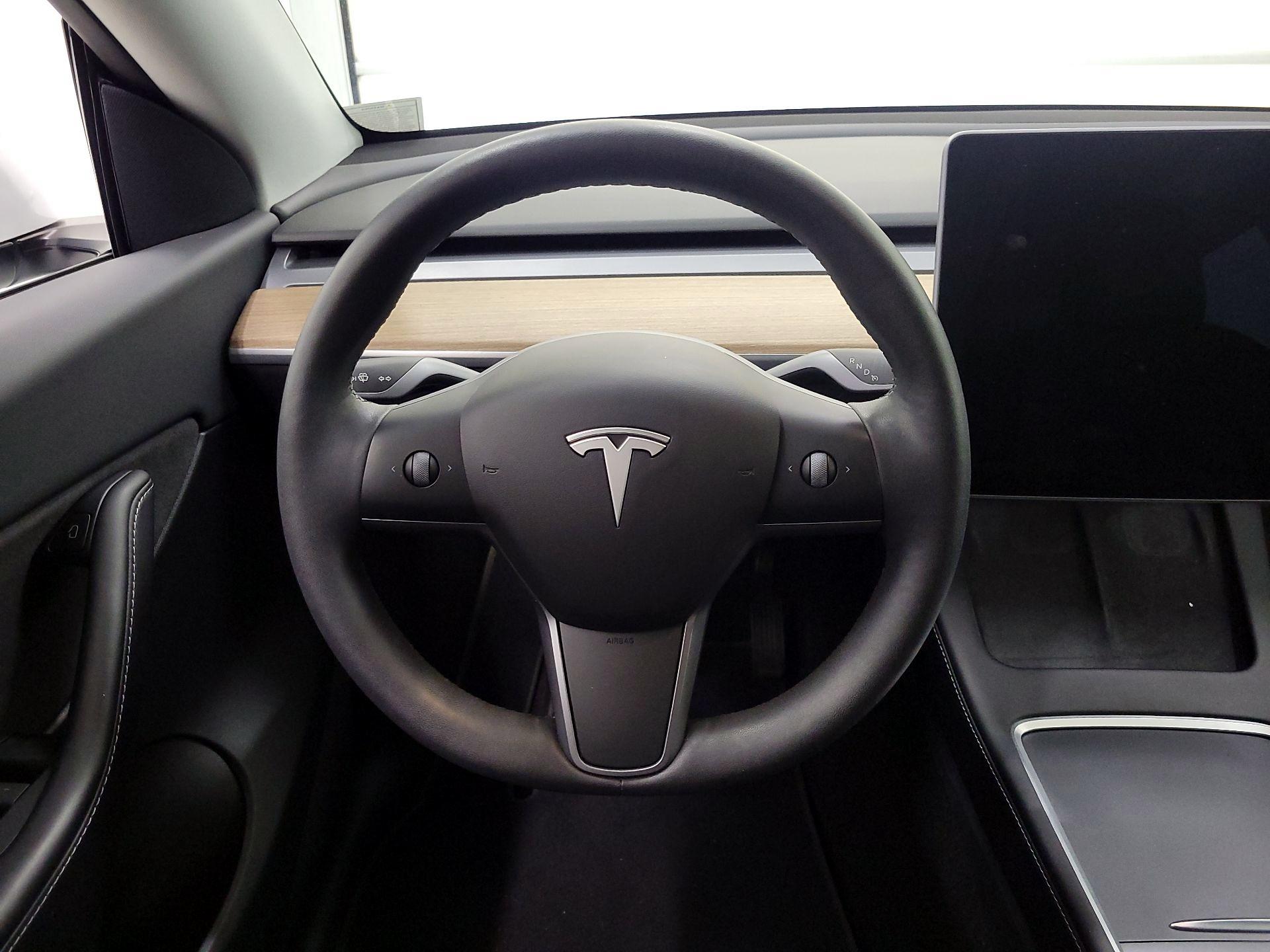 Thumbnail: 2022 Tesla Model Y - 10