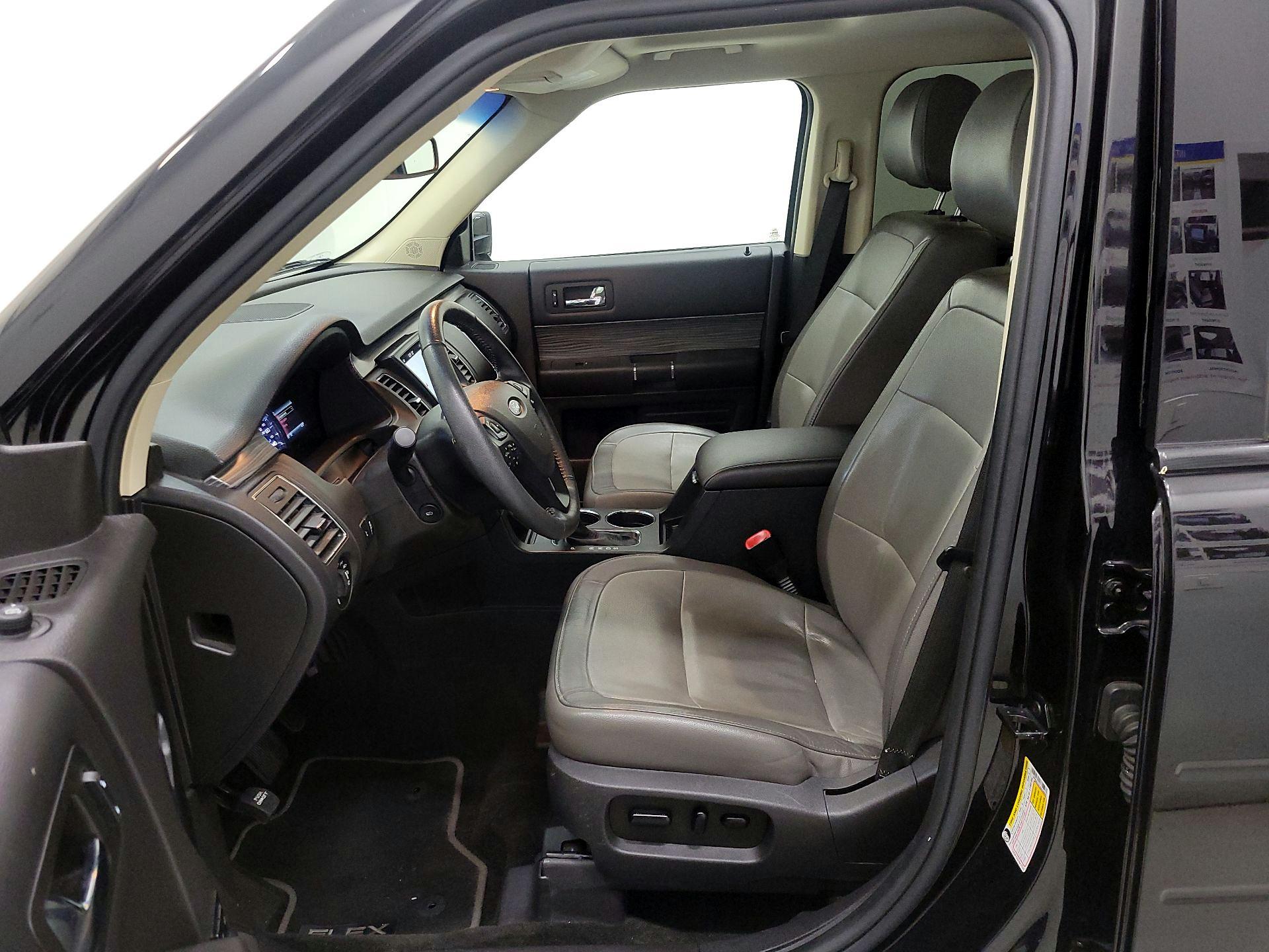 Thumbnail: 2019 Ford Flex - 11