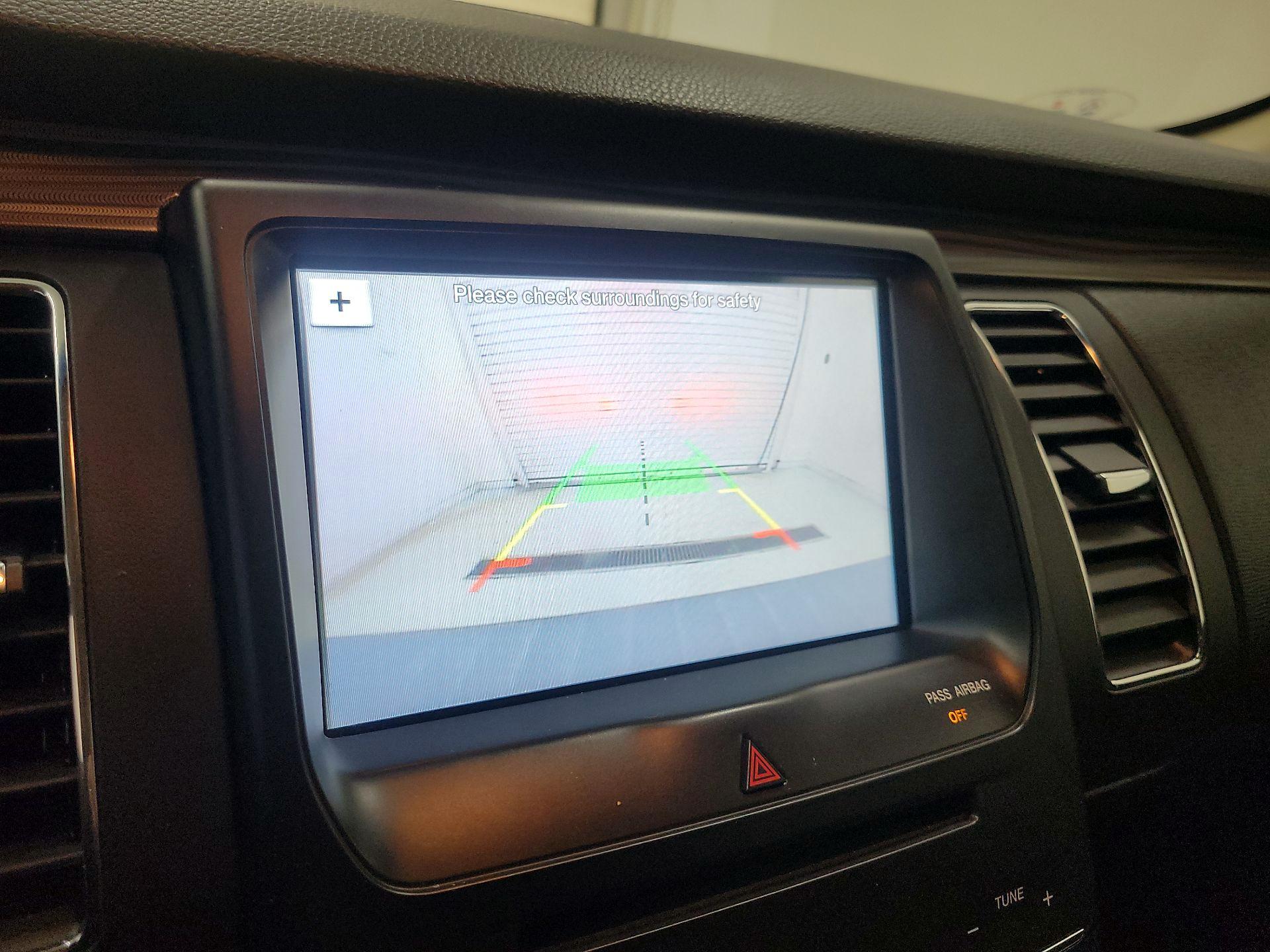 Thumbnail: 2019 Ford Flex - 15