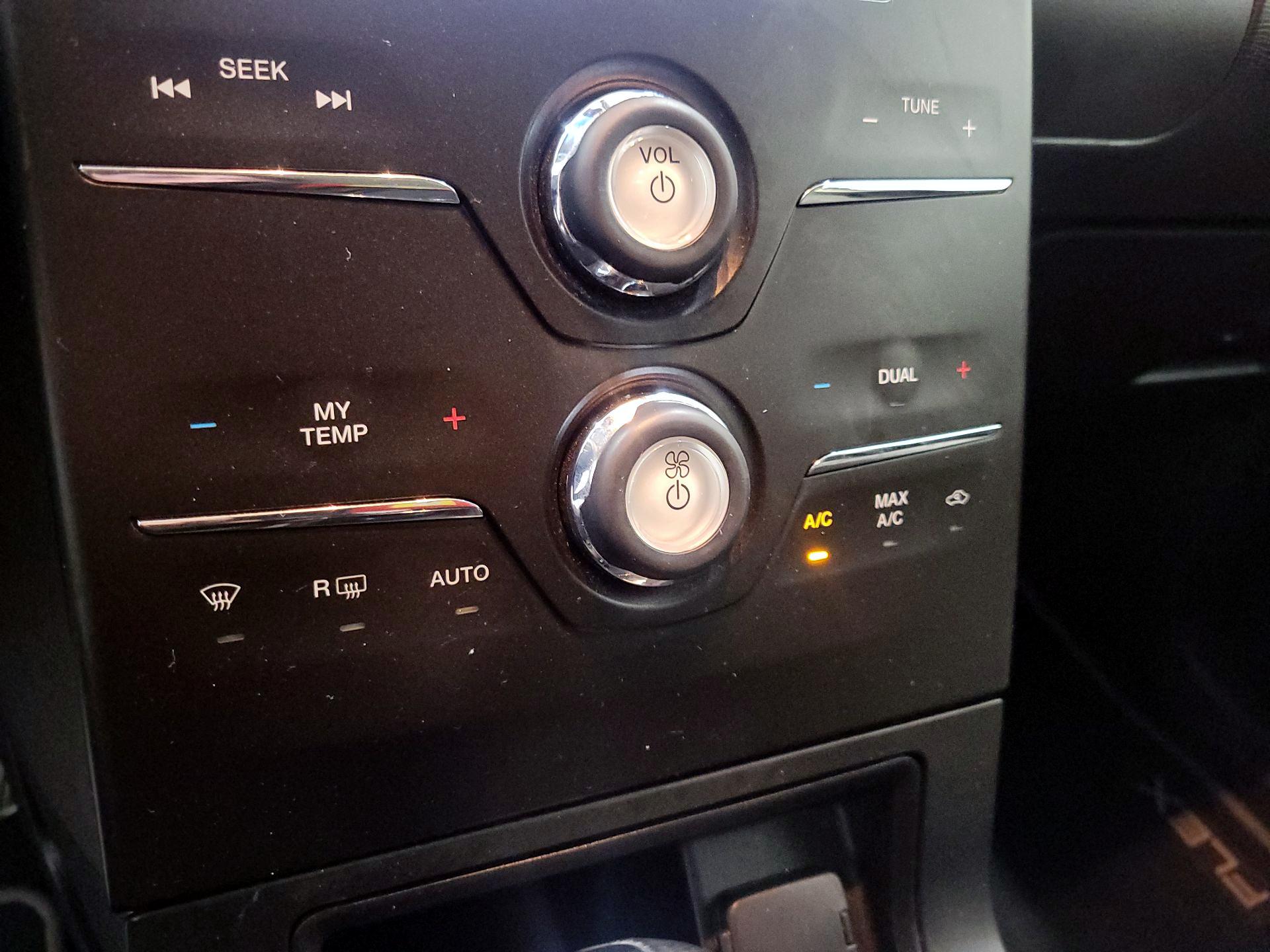 Thumbnail: 2019 Ford Flex - 17