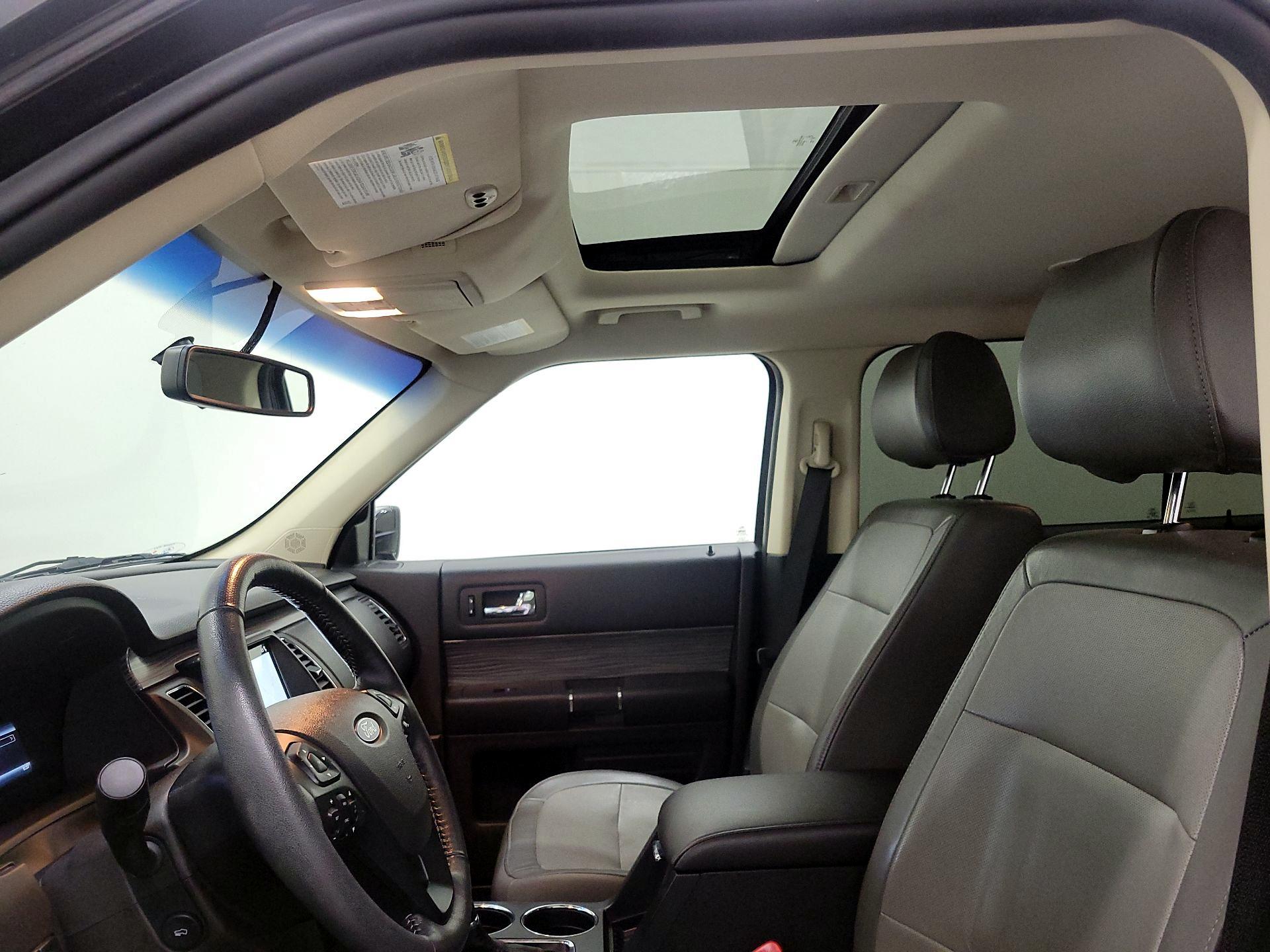 Thumbnail: 2019 Ford Flex - 20