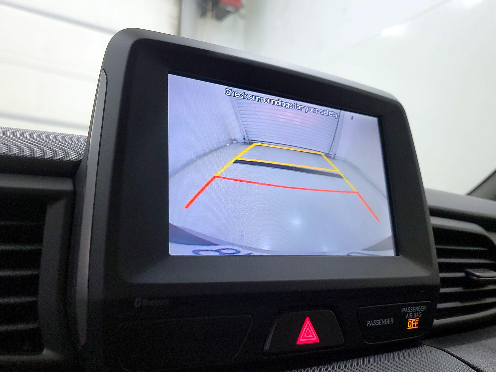 Thumbnail: 2020 Hyundai Veloster - 14