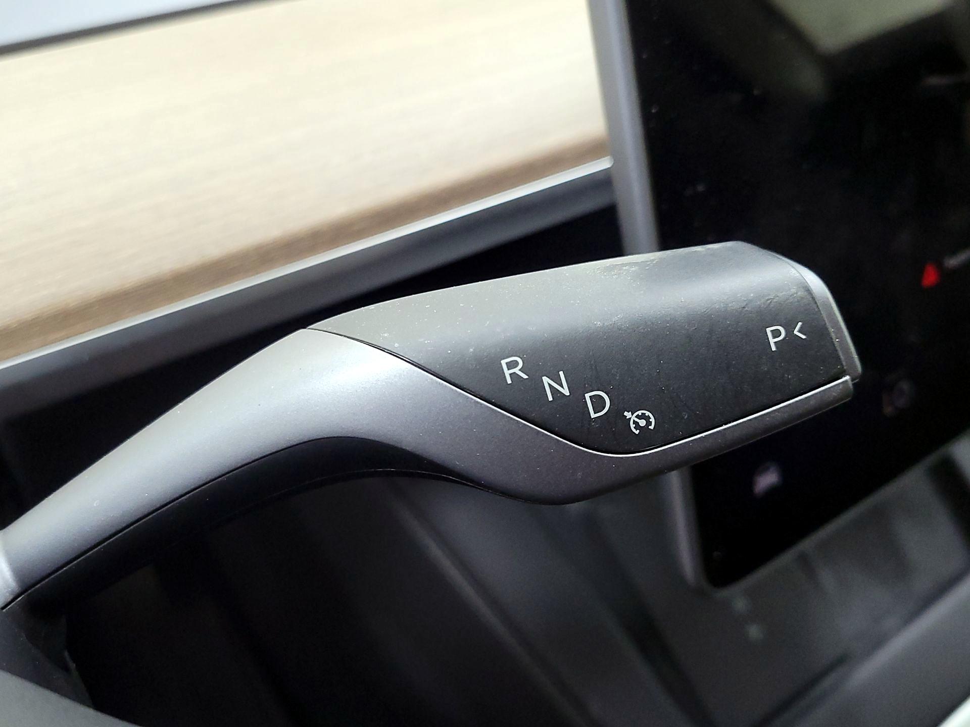 Thumbnail: 2023 Tesla Model 3 - 16