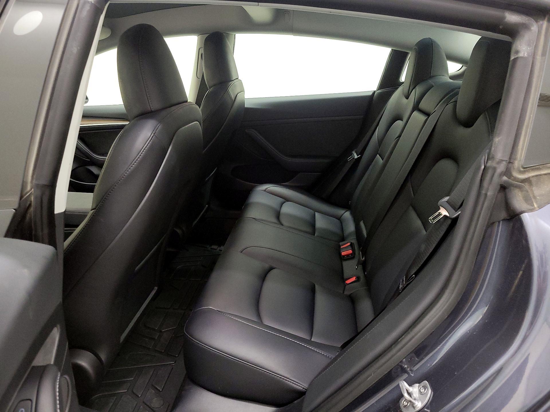 Thumbnail: 2023 Tesla Model 3 - 18