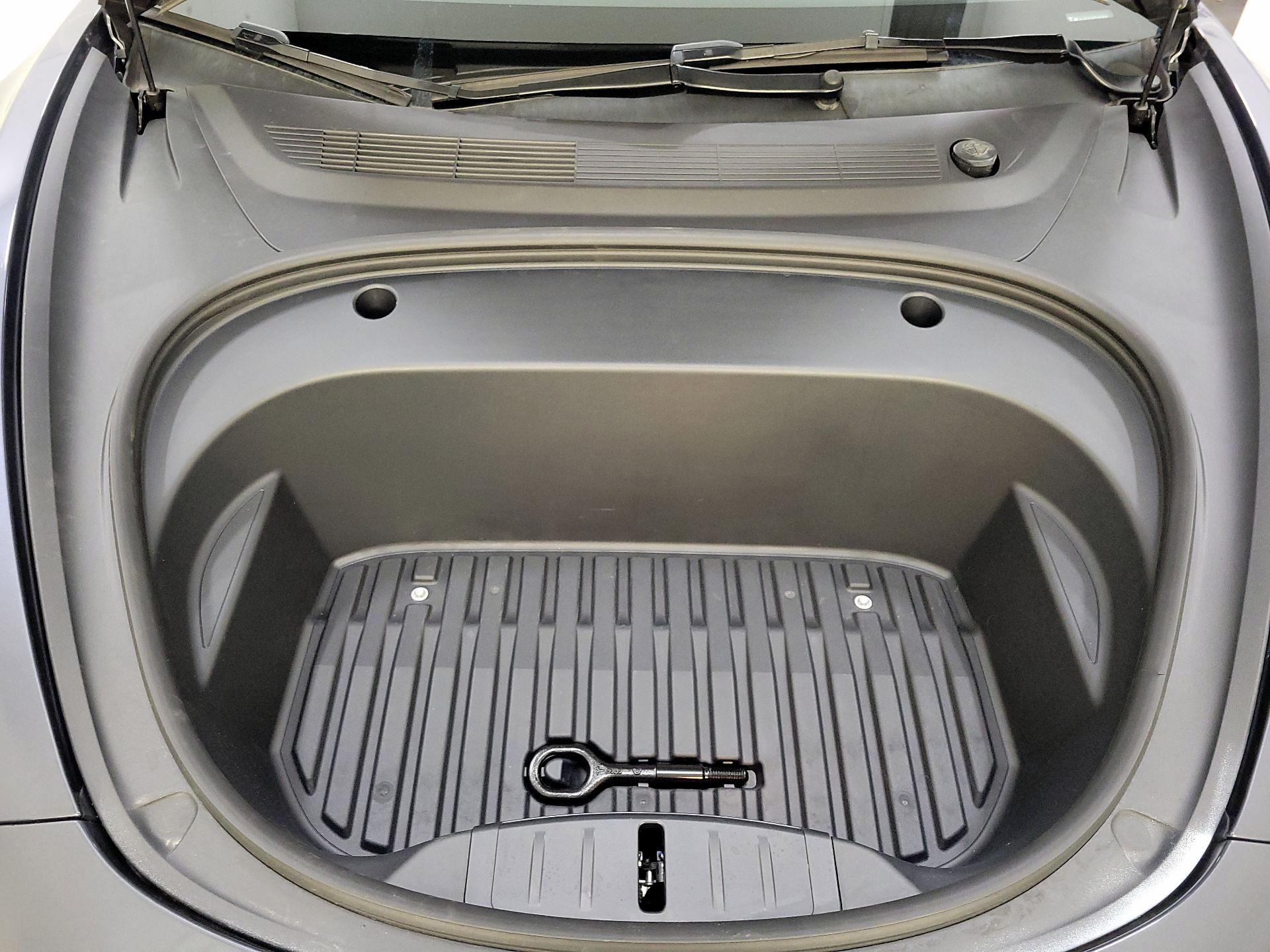 Thumbnail: 2023 Tesla Model 3 - 20