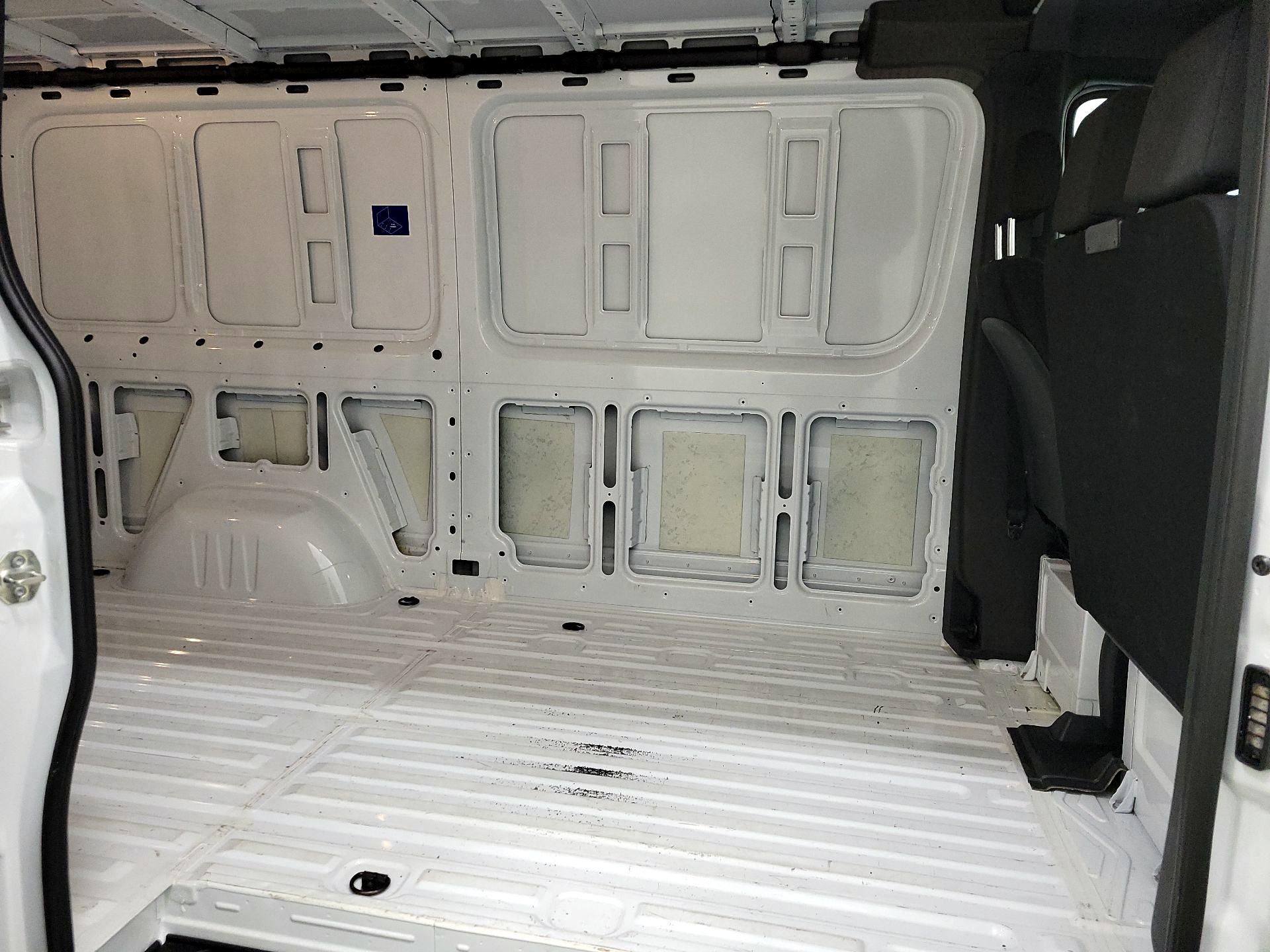 Thumbnail: 2025 Mercedes-Benz Sprinter - 19