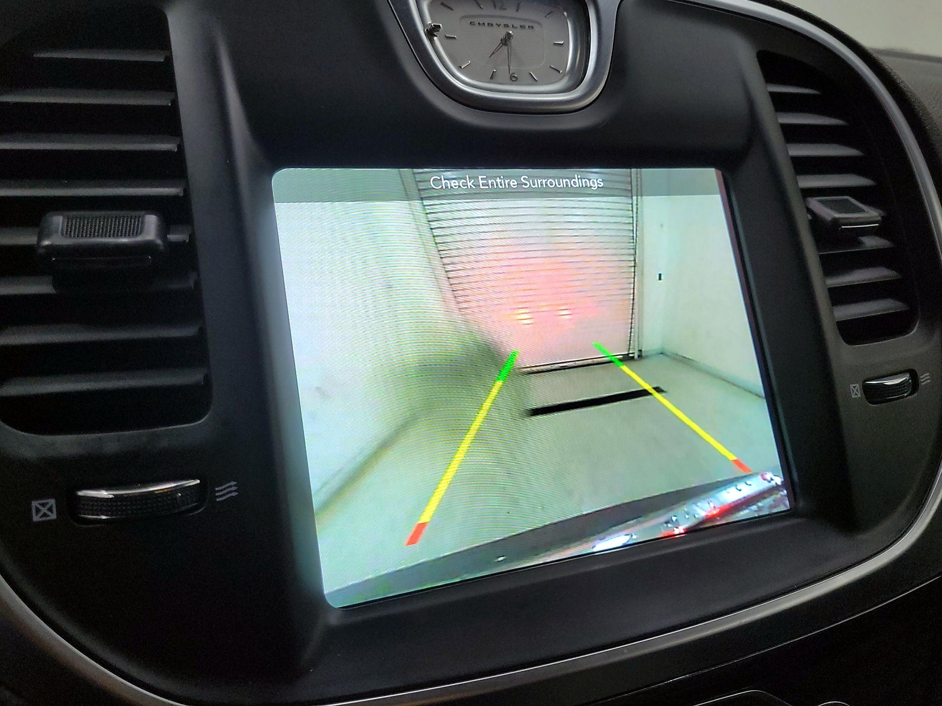 Thumbnail: 2018 Chrysler 300 - 14