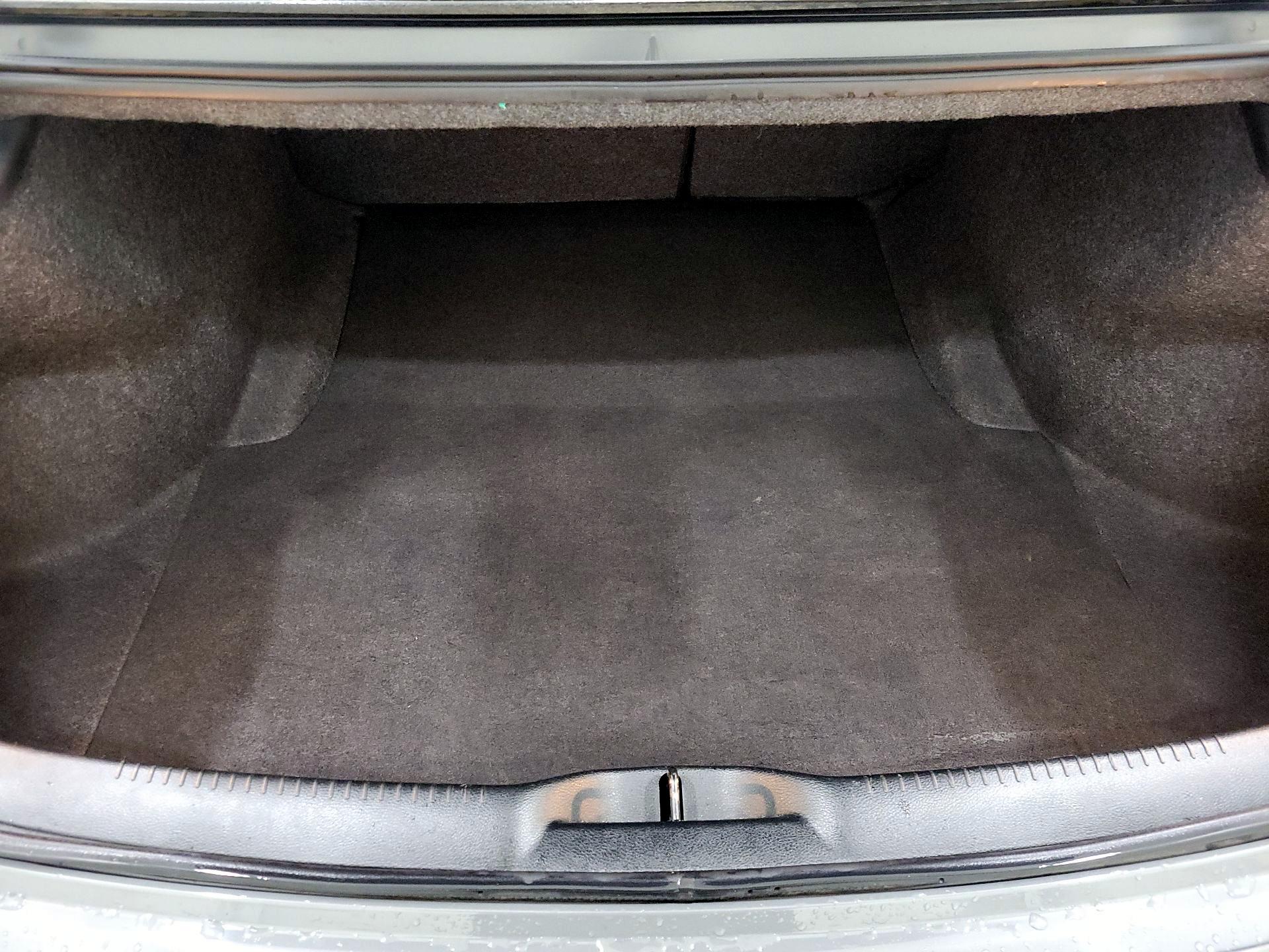 Thumbnail: 2018 Chrysler 300 - 19