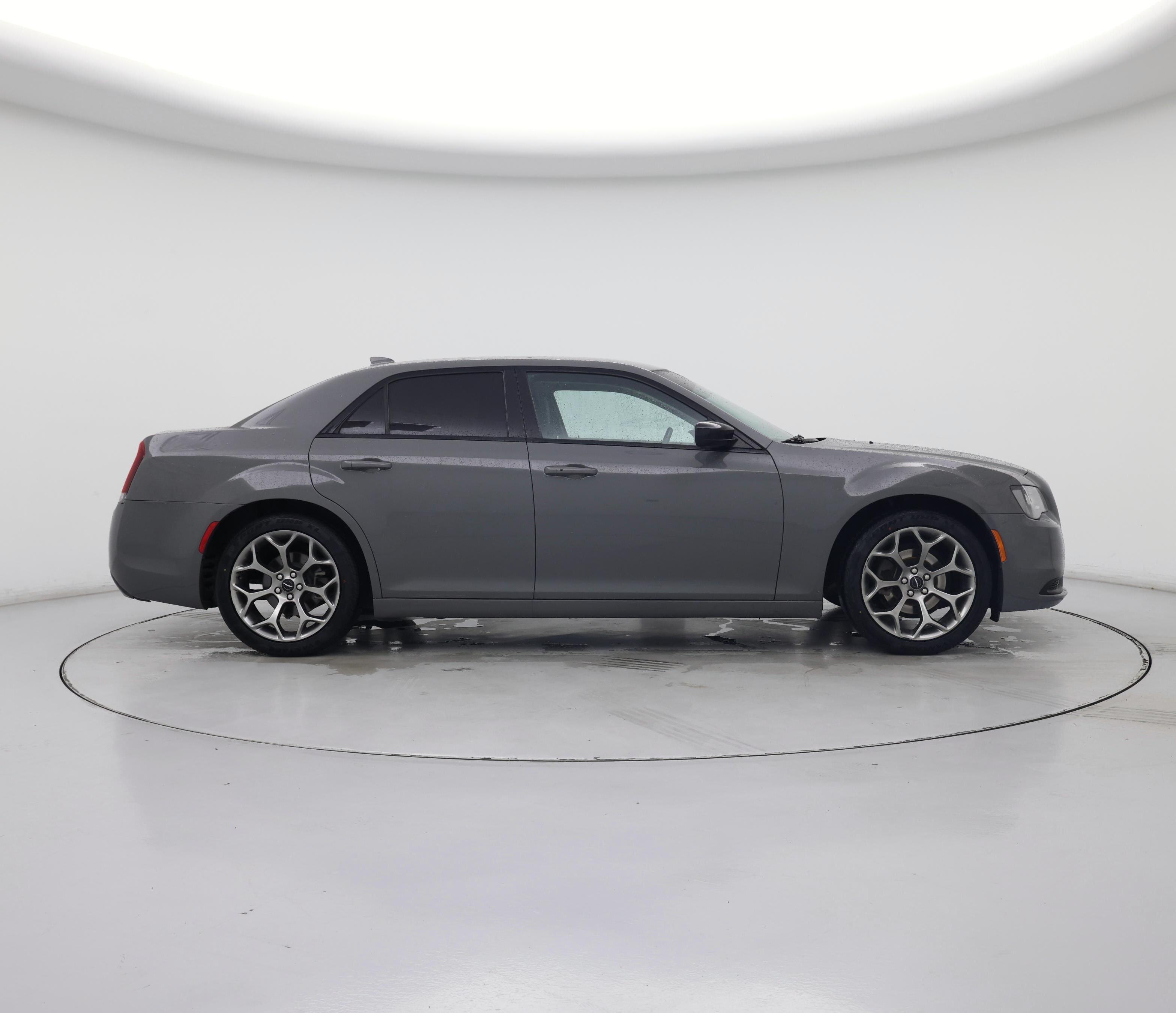 Thumbnail: 2018 Chrysler 300 - 7