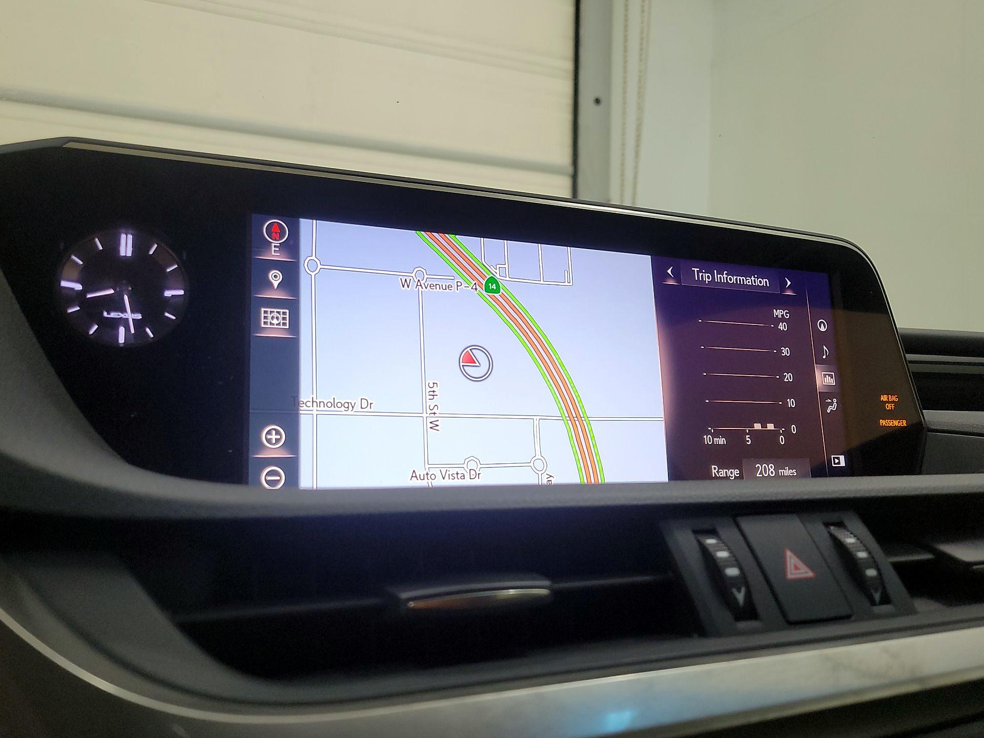 Thumbnail: 2019 Lexus ES - 13