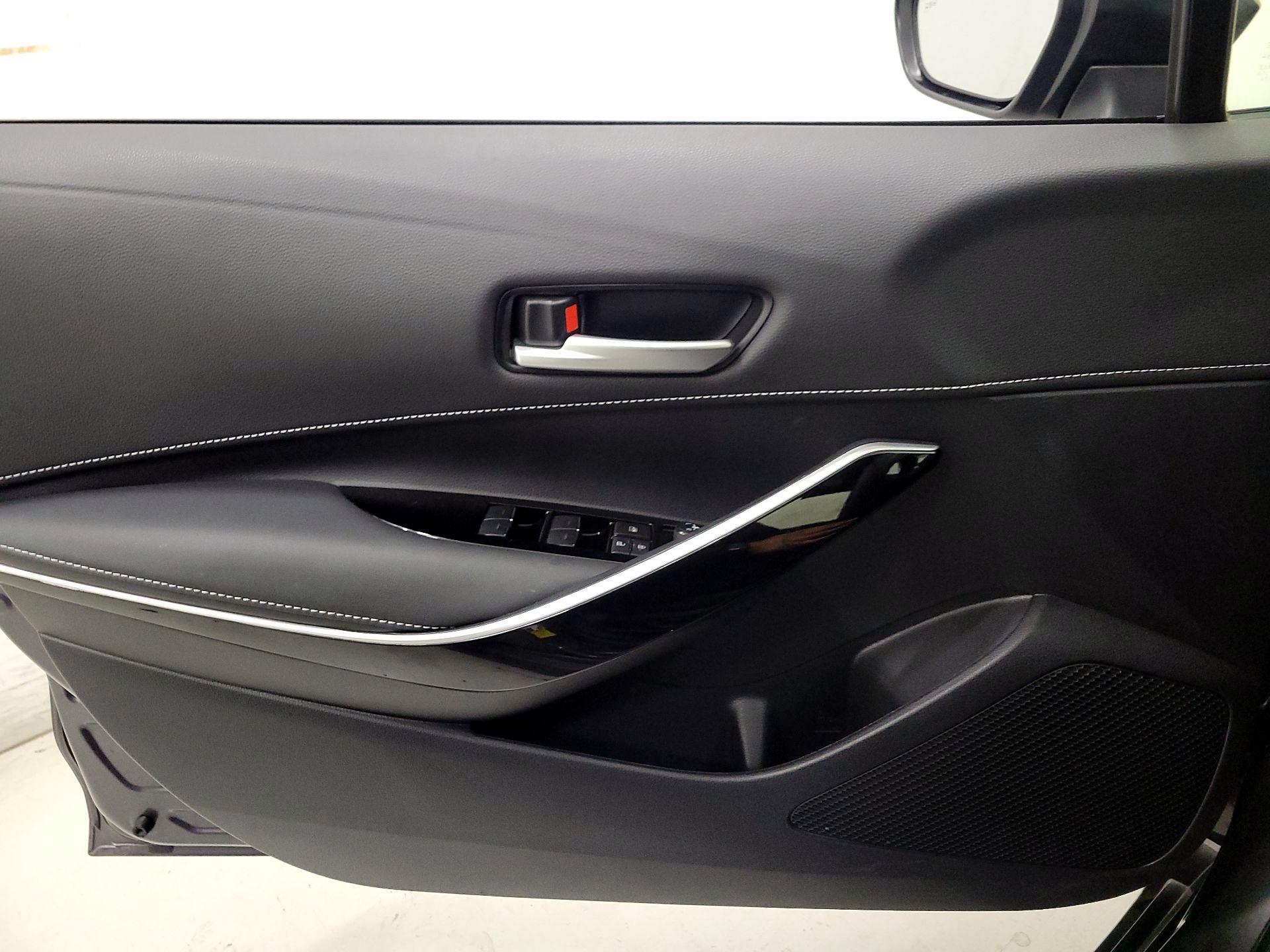 Thumbnail: 2023 Toyota Corolla - 12