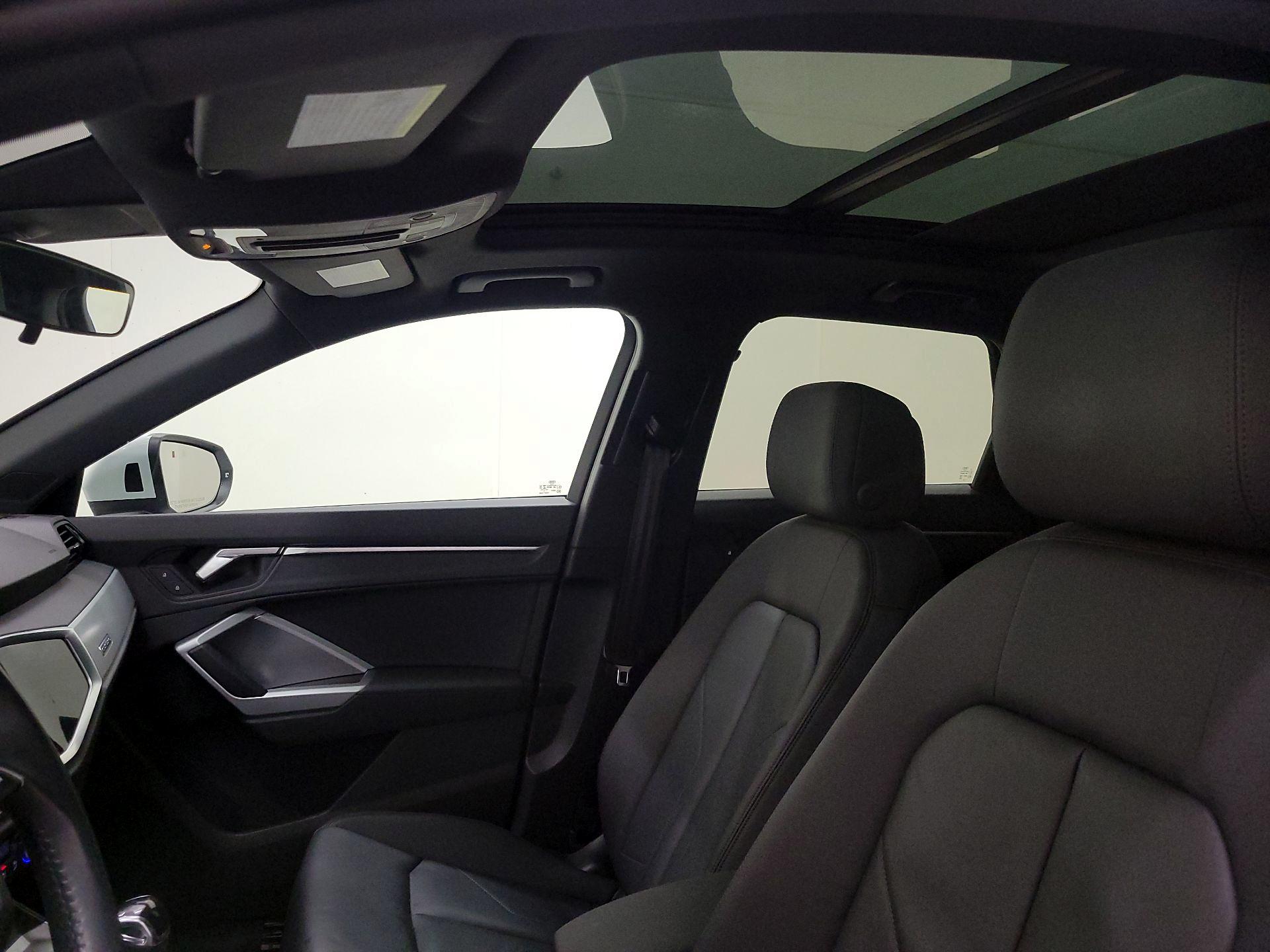 Thumbnail: 2020 Audi Q3 - 18