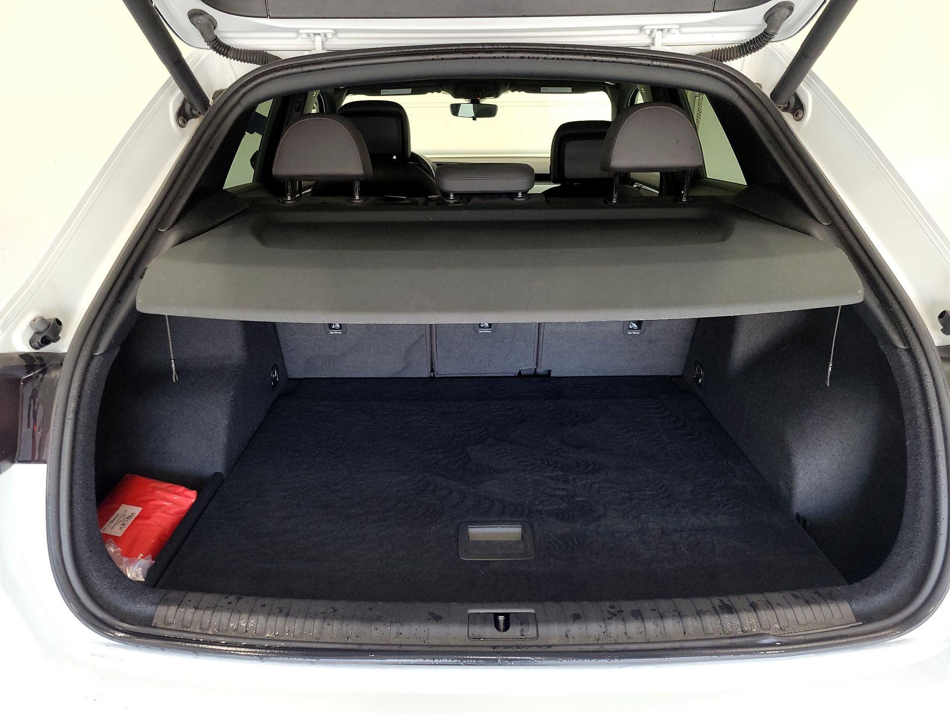 Thumbnail: 2020 Audi Q3 - 20