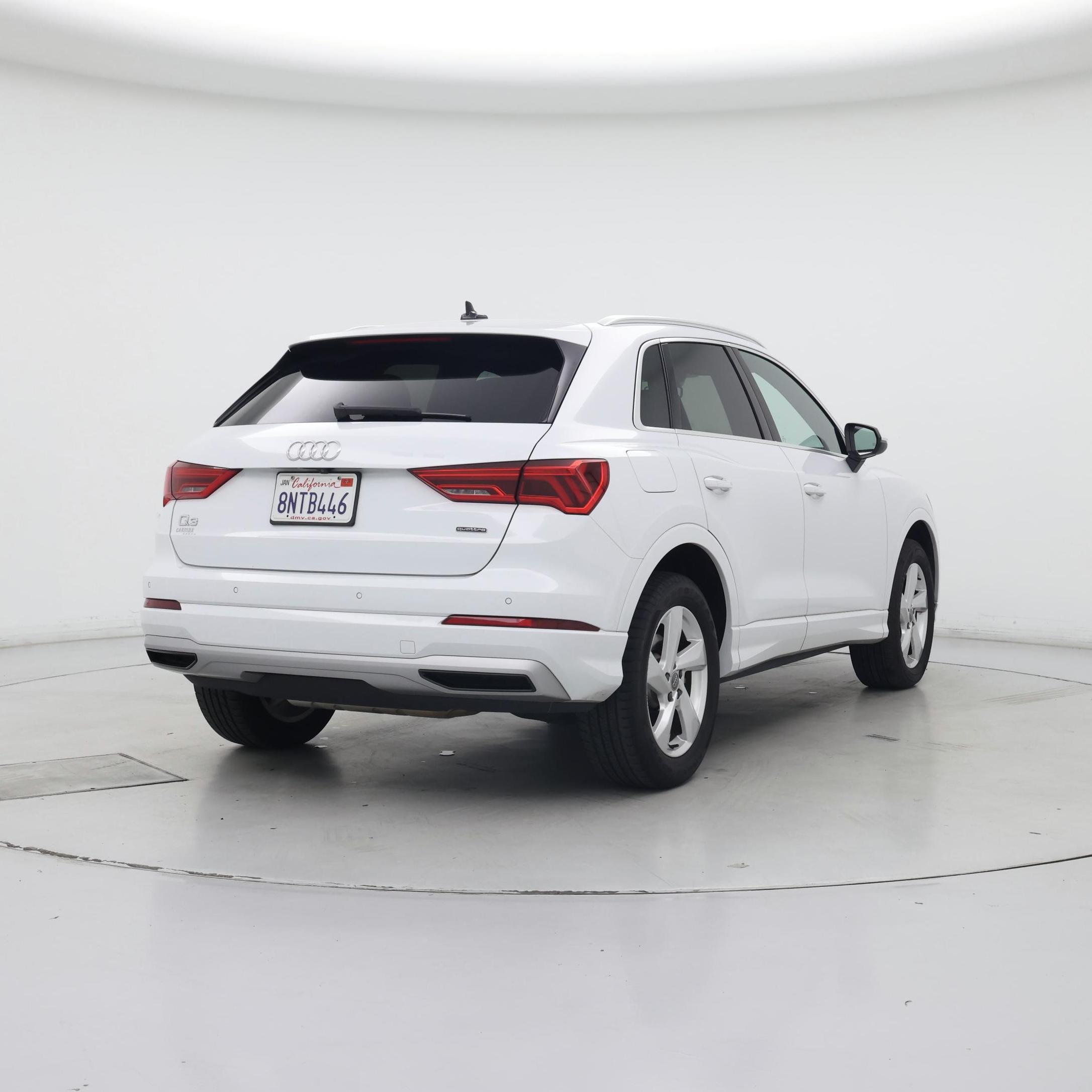 Thumbnail: 2020 Audi Q3 - 8