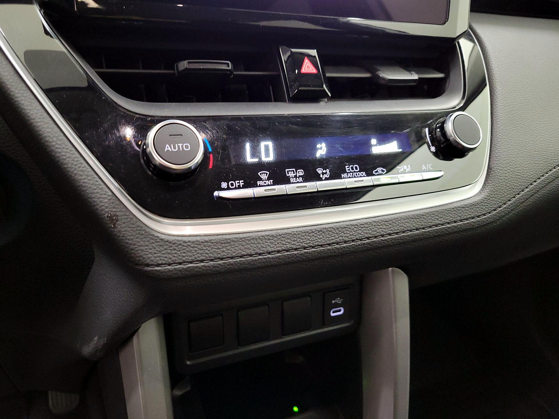 Thumbnail: 2024 Toyota Corolla Cross - 16