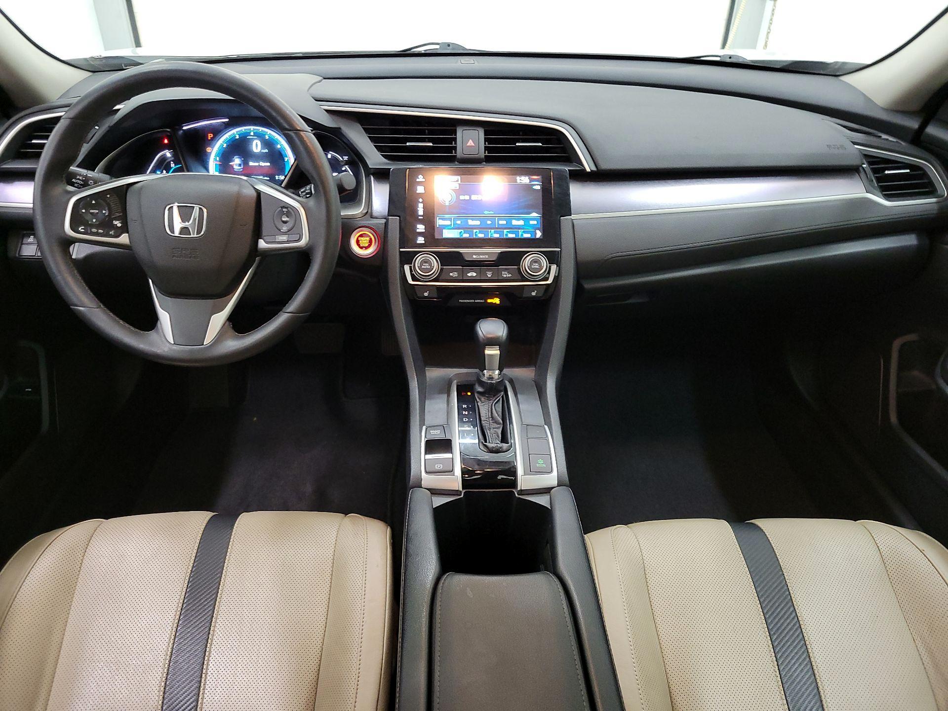 Thumbnail: 2017 Honda Civic - 9