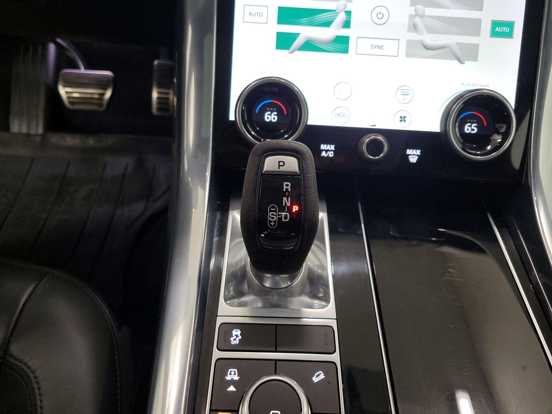 Thumbnail: 2021 Land Rover Range Rover Sport - 18