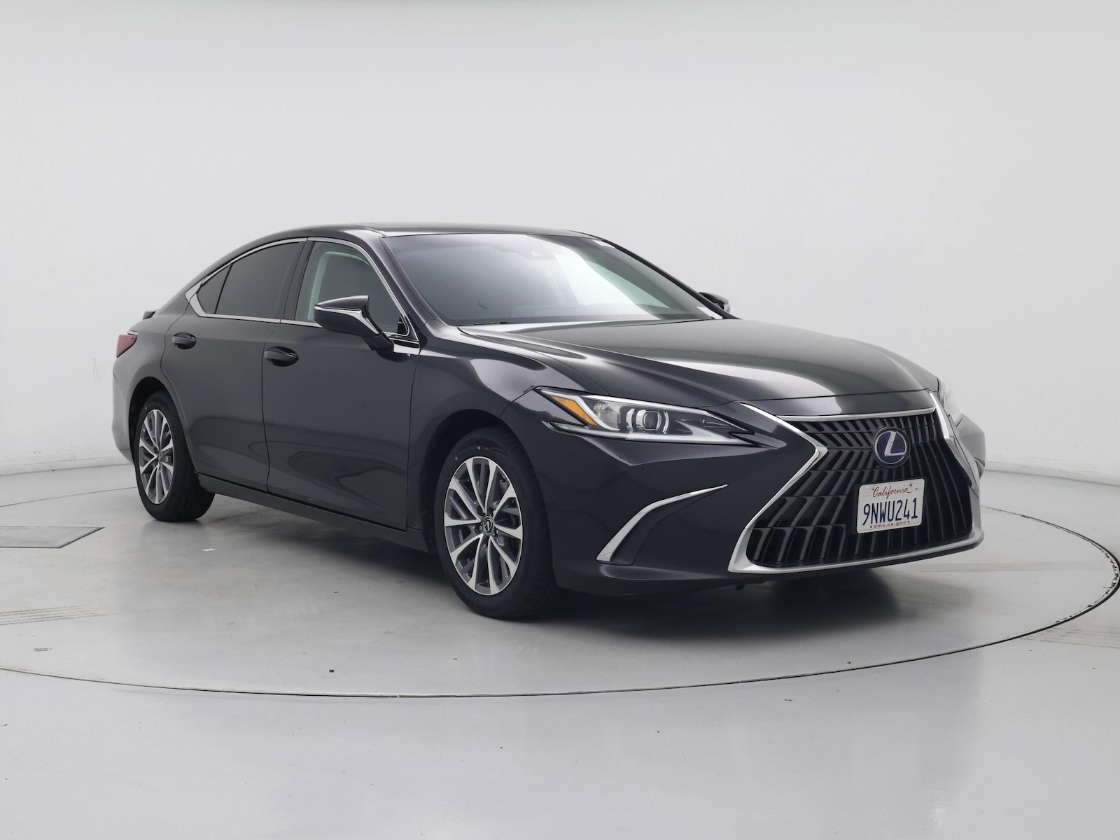 2022 Lexus ES Hybrid 300h - Photo 2