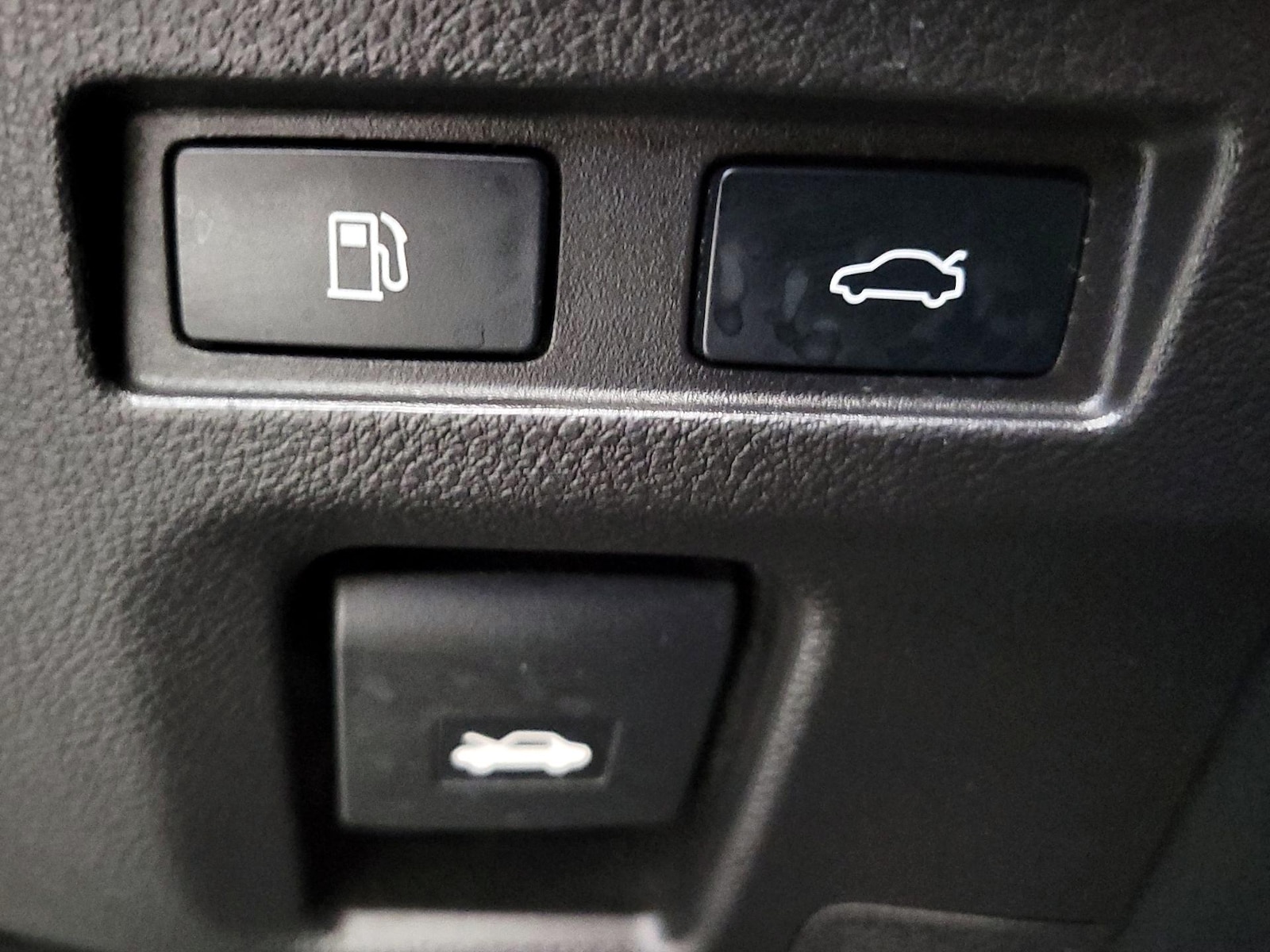 2022 Lexus ES Hybrid 300h - Photo 14