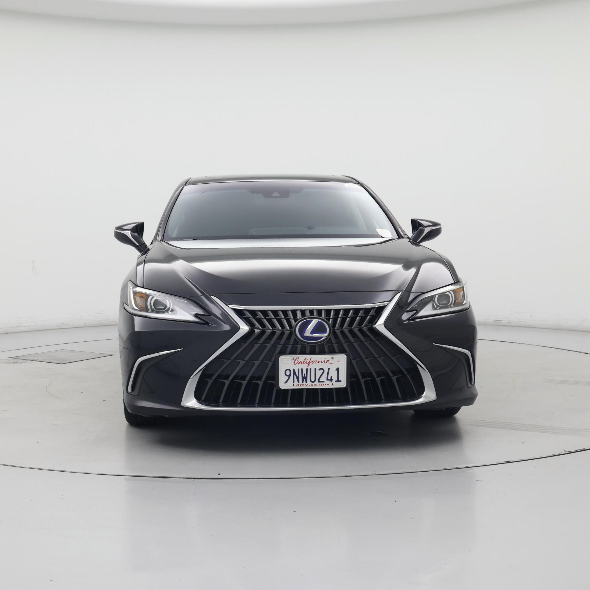 Thumbnail: 2022 Lexus ES - 5