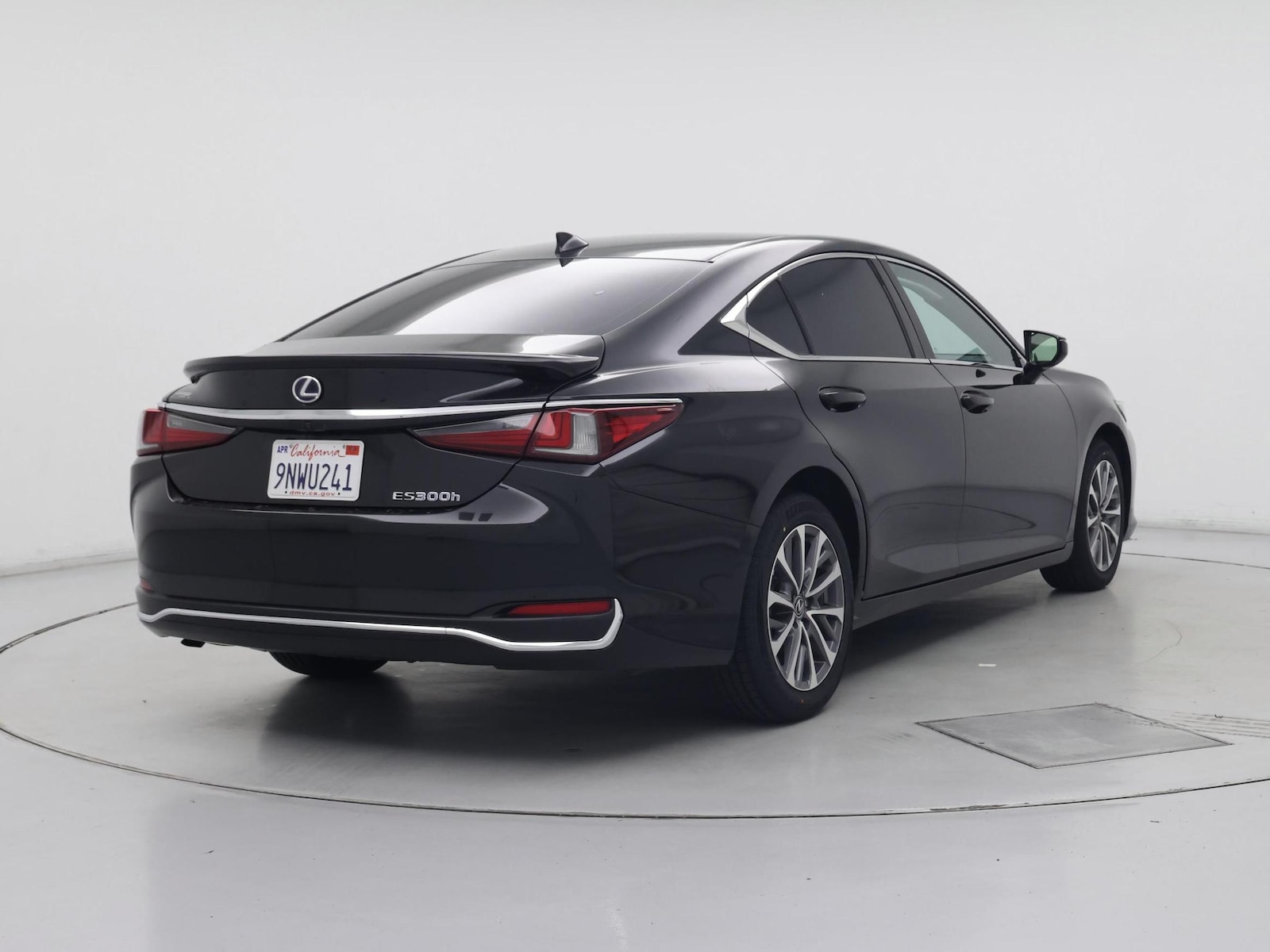2022 Lexus ES Hybrid 300h - Photo 9