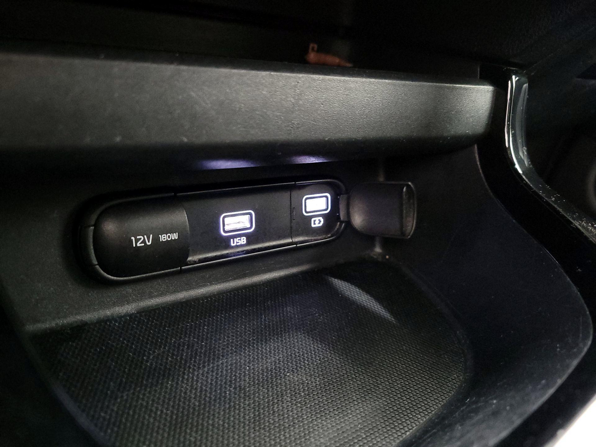 Thumbnail: 2022 Kia Seltos - 19