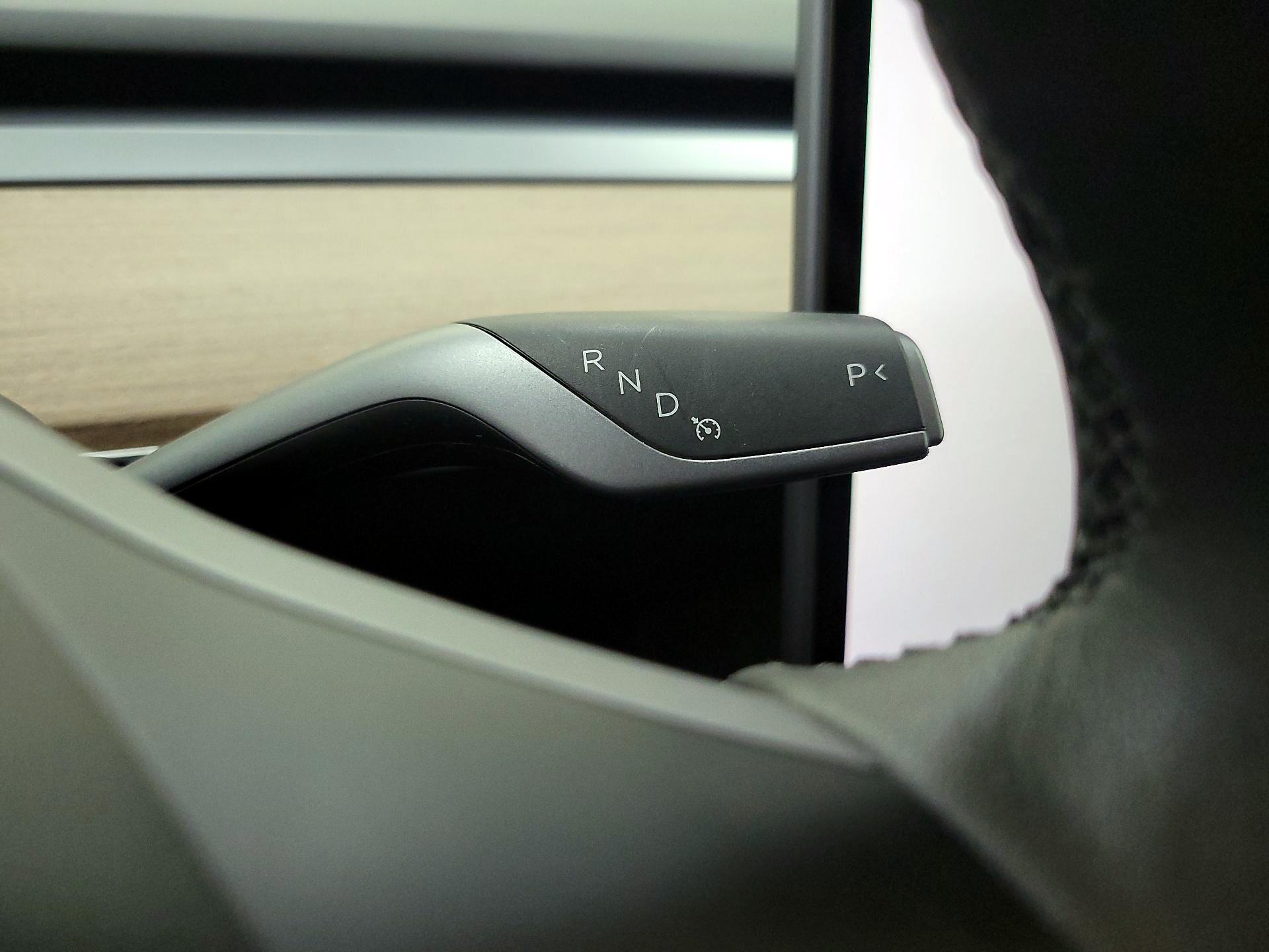 Thumbnail: 2022 Tesla Model Y - 17