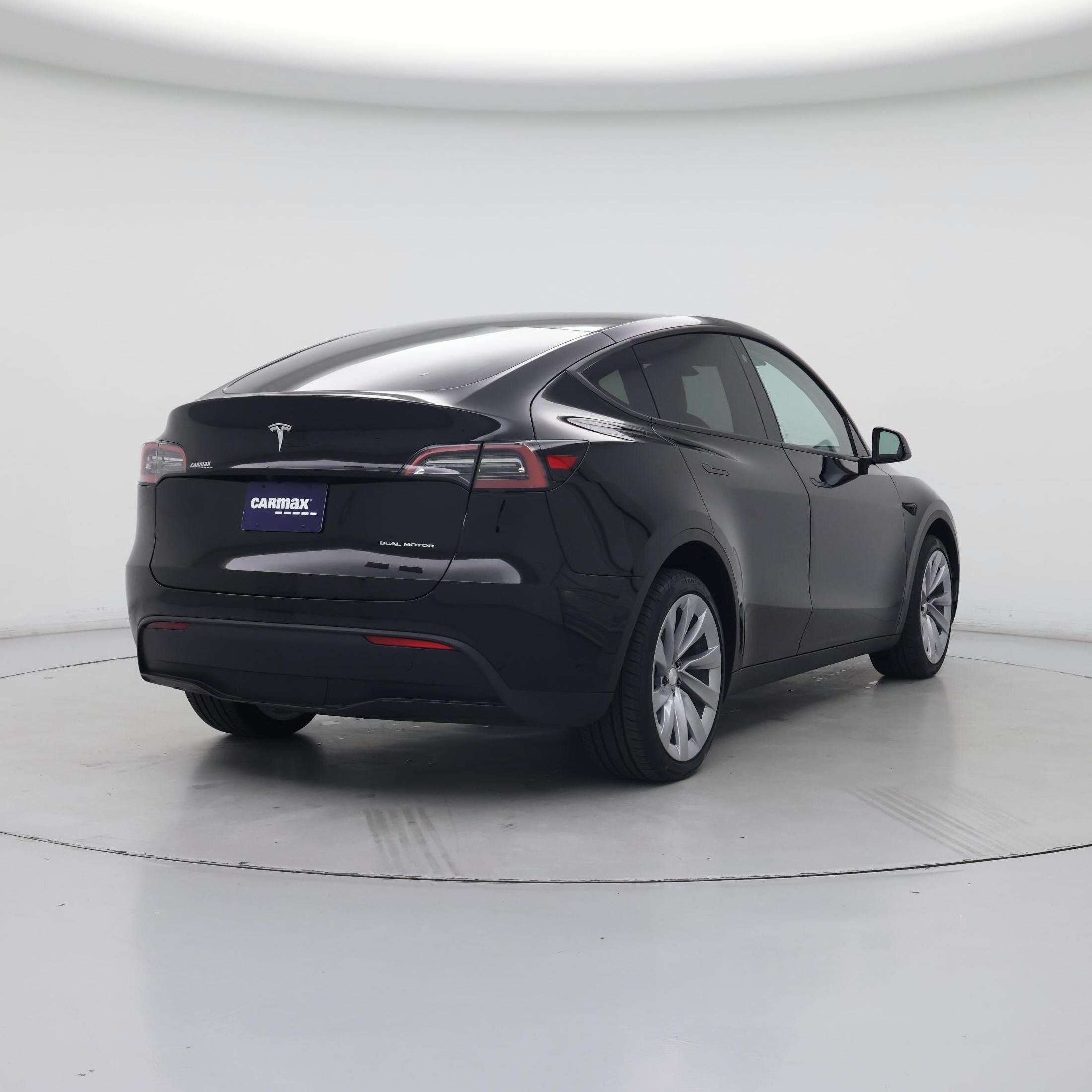Thumbnail: 2022 Tesla Model Y - 8