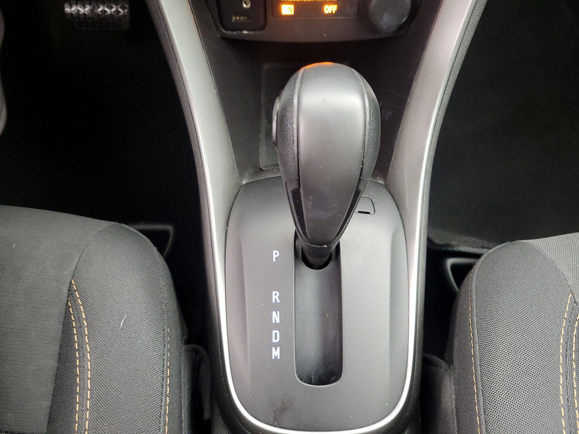 Thumbnail: 2018 Chevrolet Trax - 17