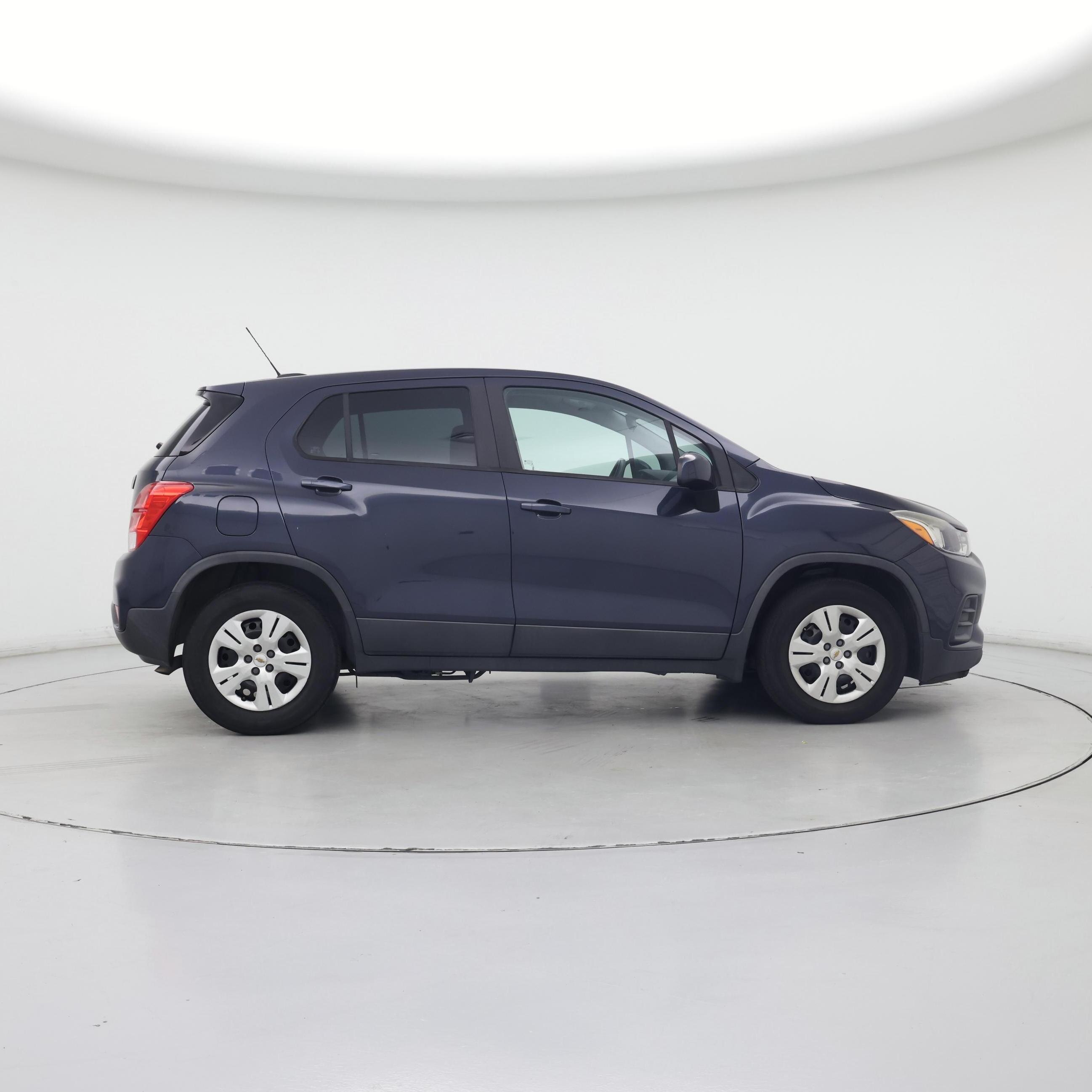 Thumbnail: 2018 Chevrolet Trax - 7