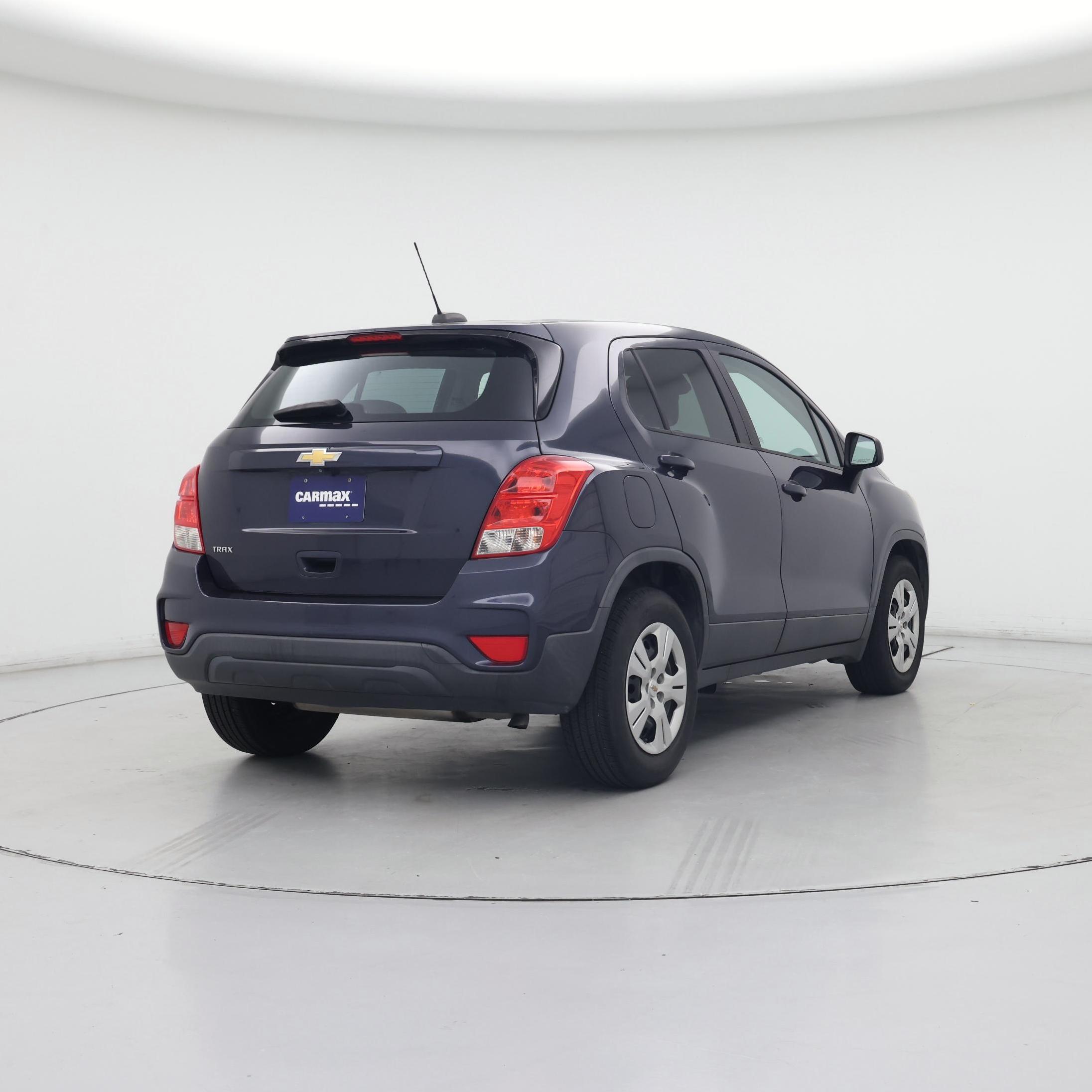 Thumbnail: 2018 Chevrolet Trax - 8