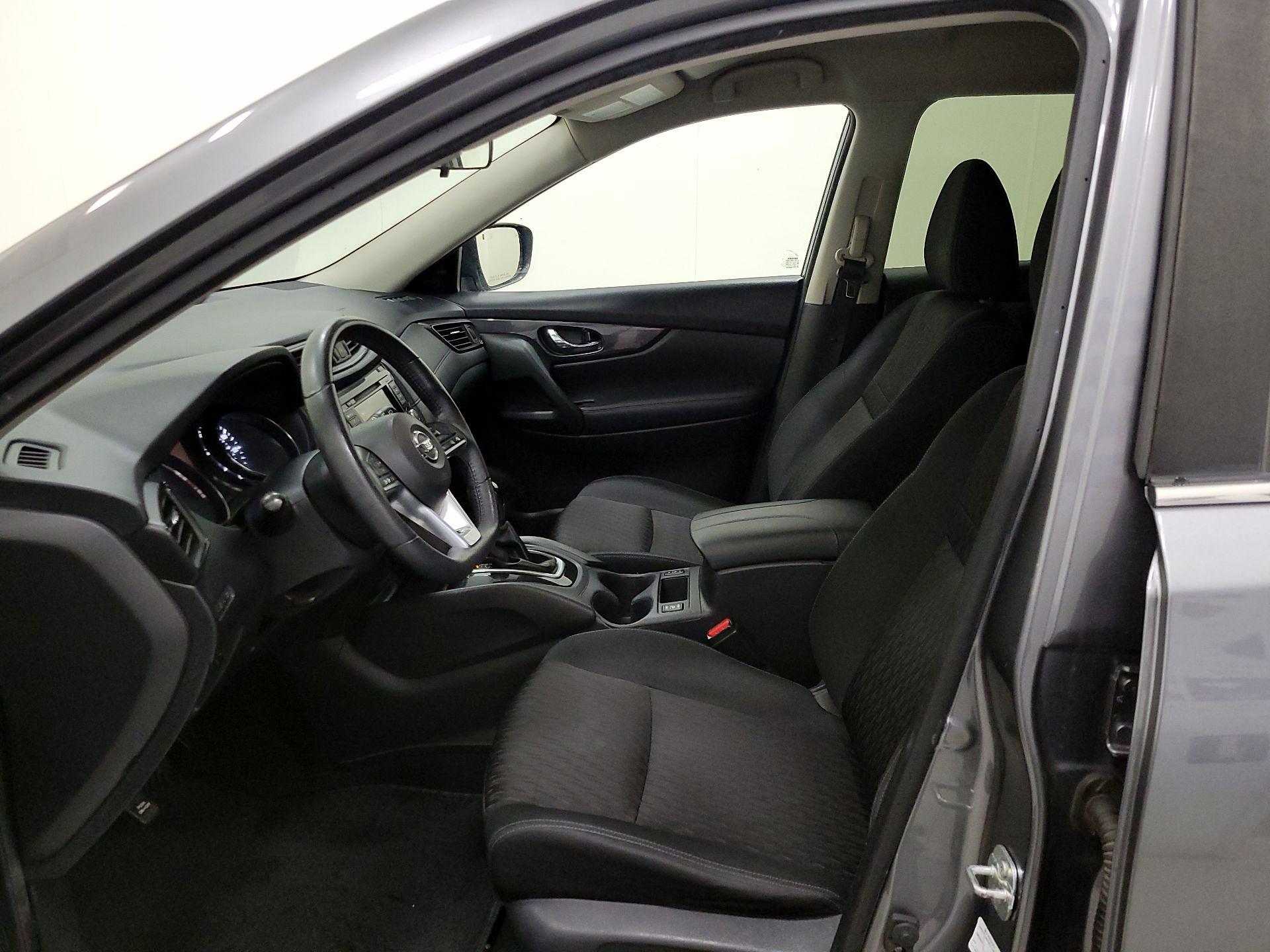 Thumbnail: 2019 Nissan Rogue - 11