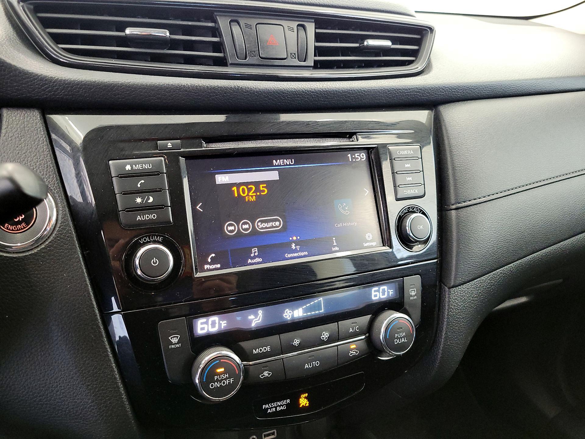 Thumbnail: 2019 Nissan Rogue - 15