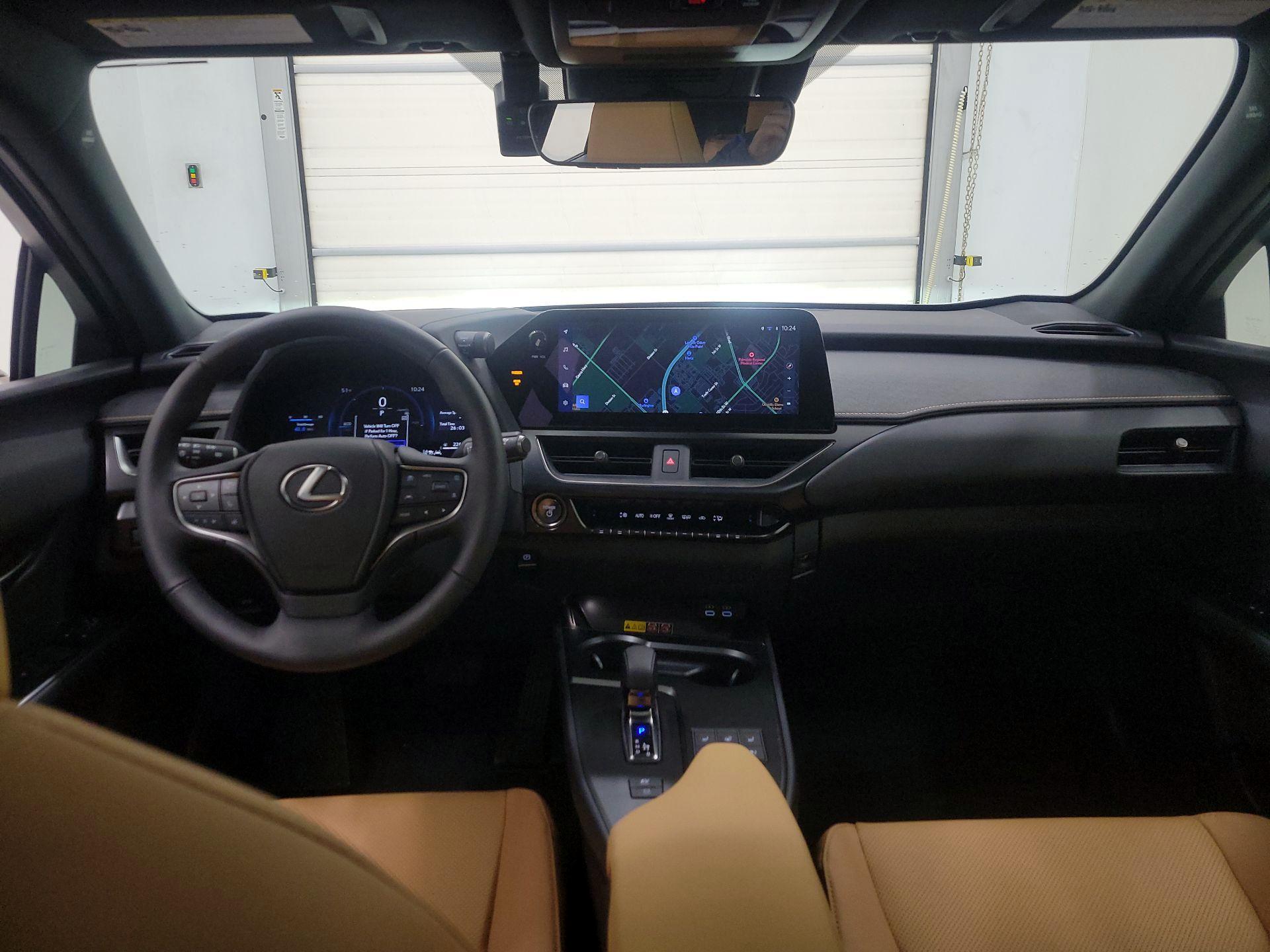 Thumbnail: 2025 Lexus UX - 9