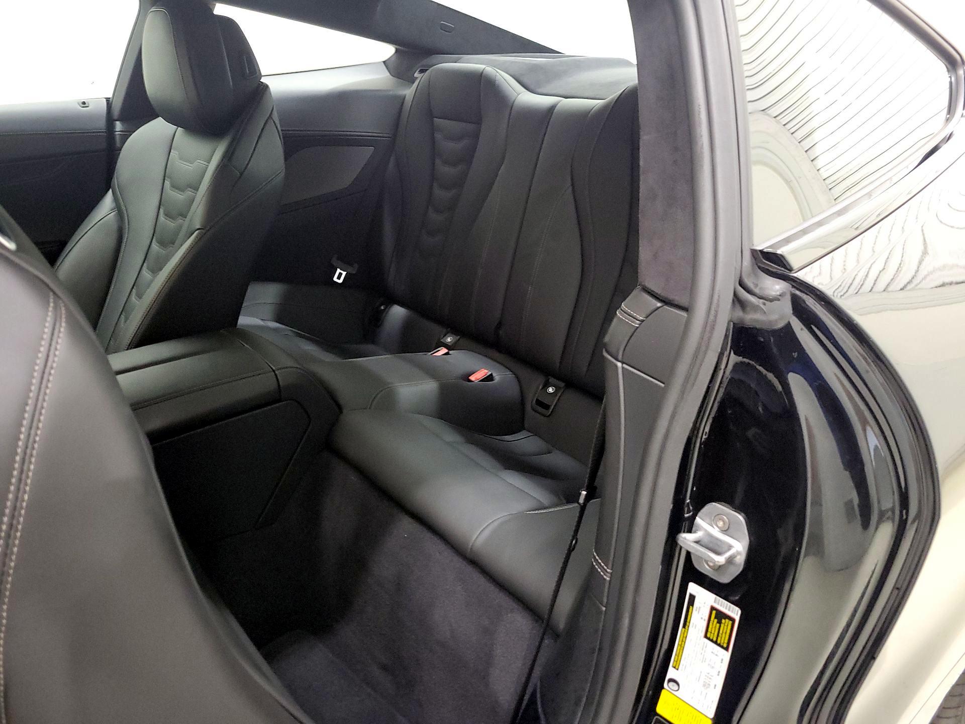 Thumbnail: 2019 BMW 8 Series - 20