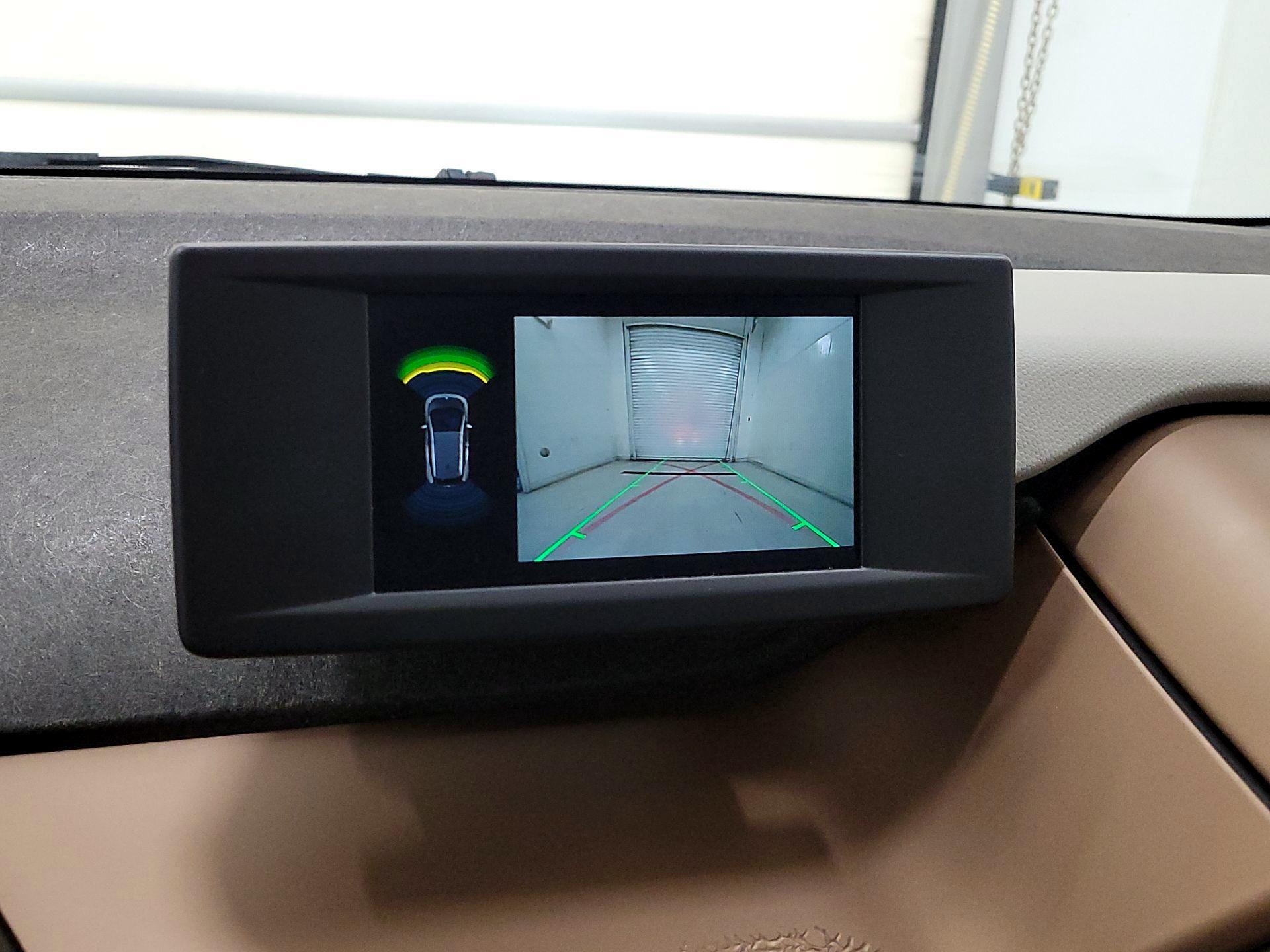 Thumbnail: 2019 BMW i3 - 15