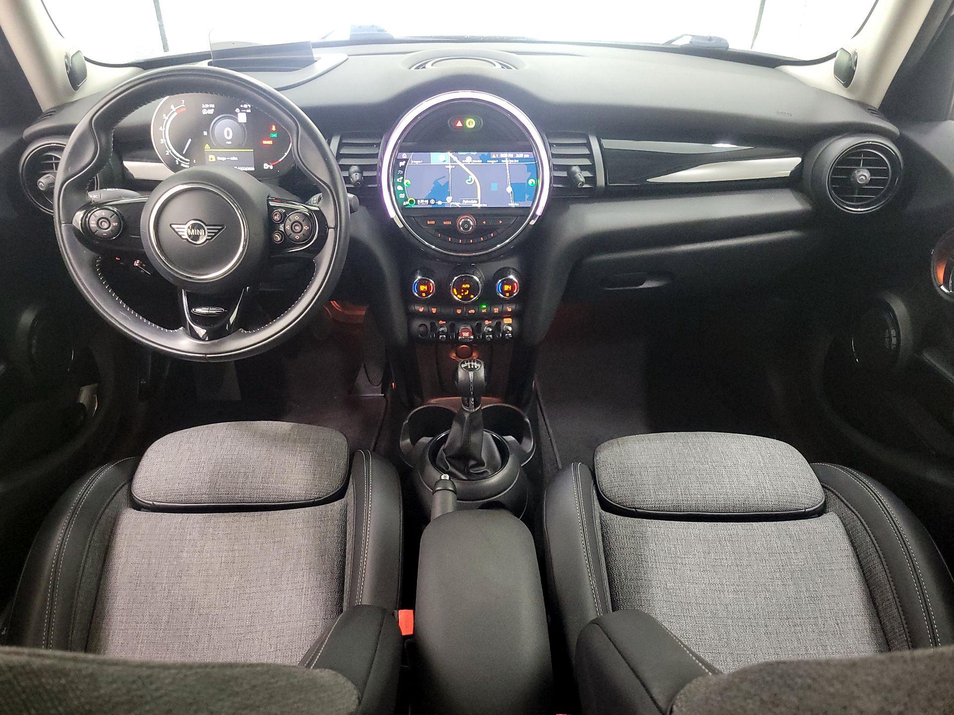 Thumbnail: 2021 MINI Cooper Hardtop - 9