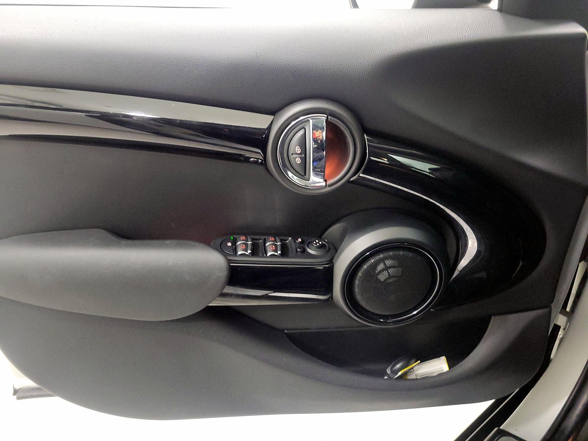 Thumbnail: 2021 MINI Cooper Hardtop - 12