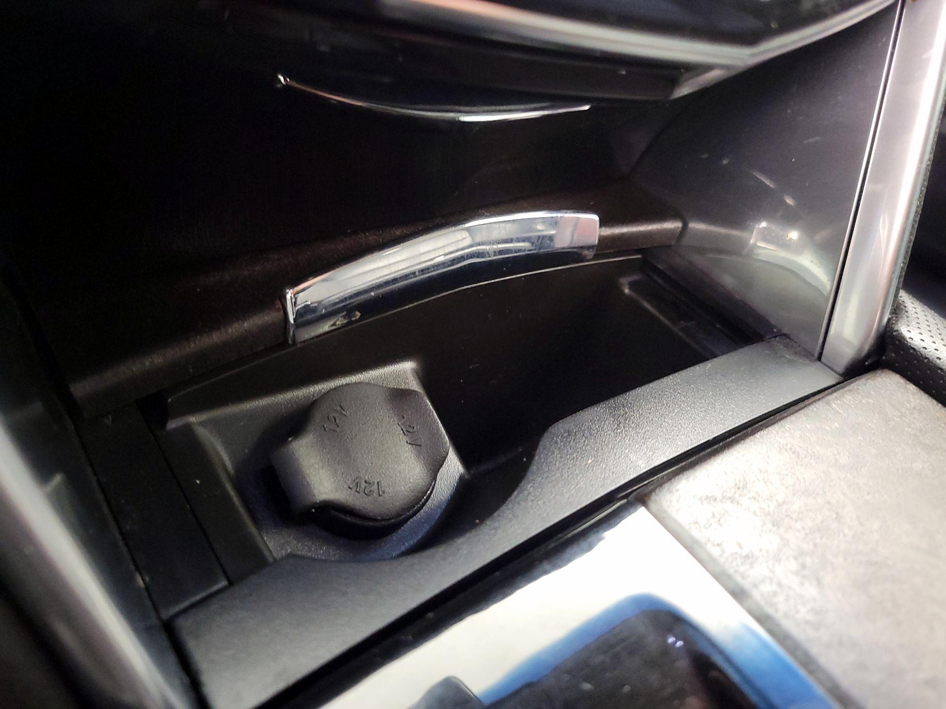 Thumbnail: 2018 Cadillac XTS - 19