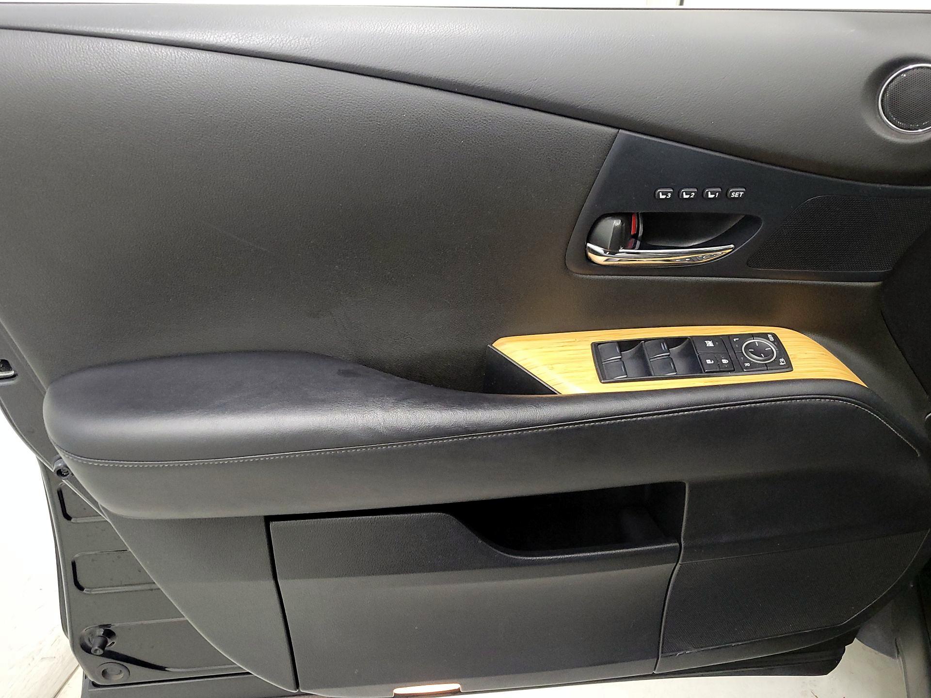 Thumbnail: 2015 Lexus RX - 12